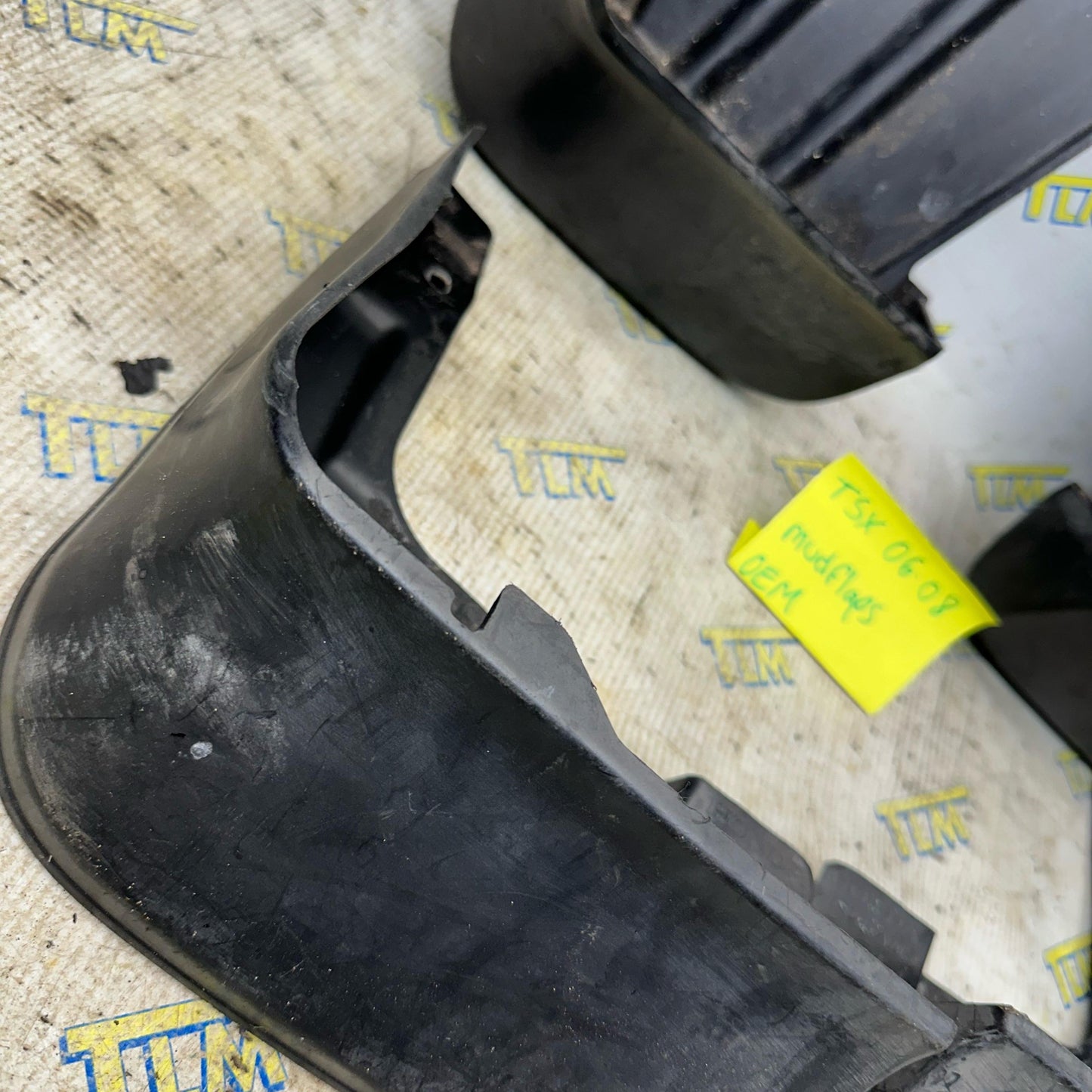 06 07 08 Acura TSX Mud Flaps FRONT & REAR Set Driver / Passenger 2006 2007 2008 OEM