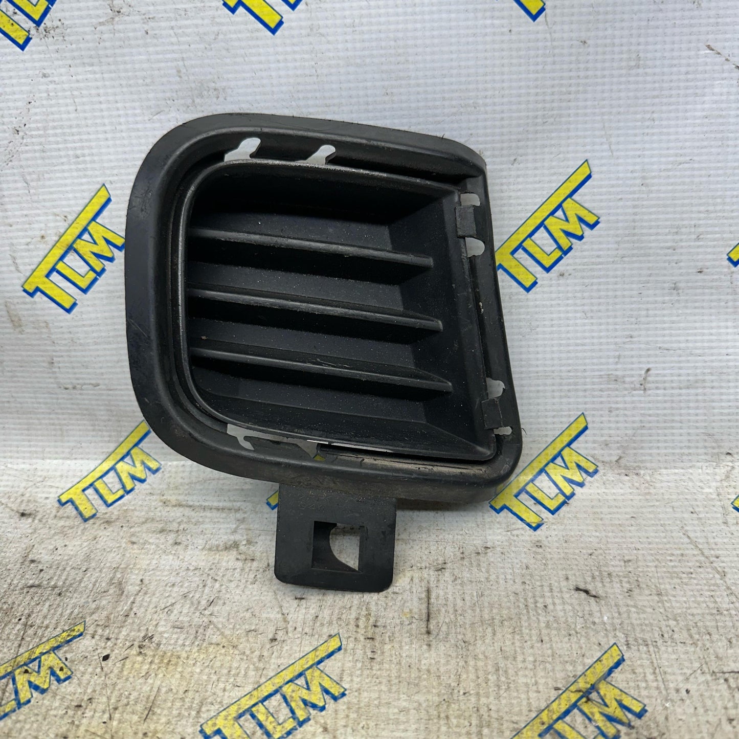 06-08 Acura TSX Bumper Fog Plastic Grille Cover PASSENGER RIGHT 2006 2007 08 OEM