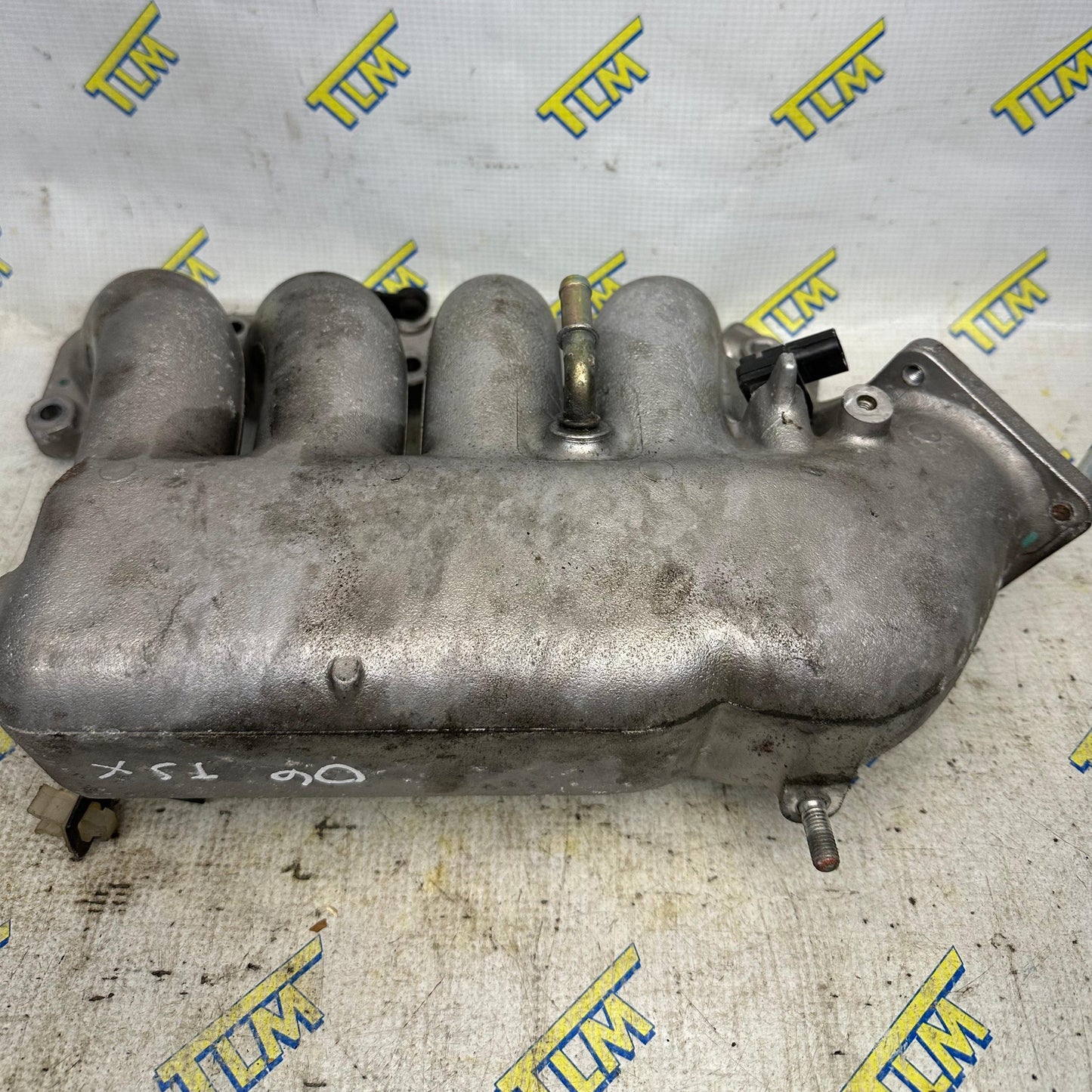 06-08 Acura TSX Lower Intake Manifold Injector Base 06 2007 NO rails/injec OEM