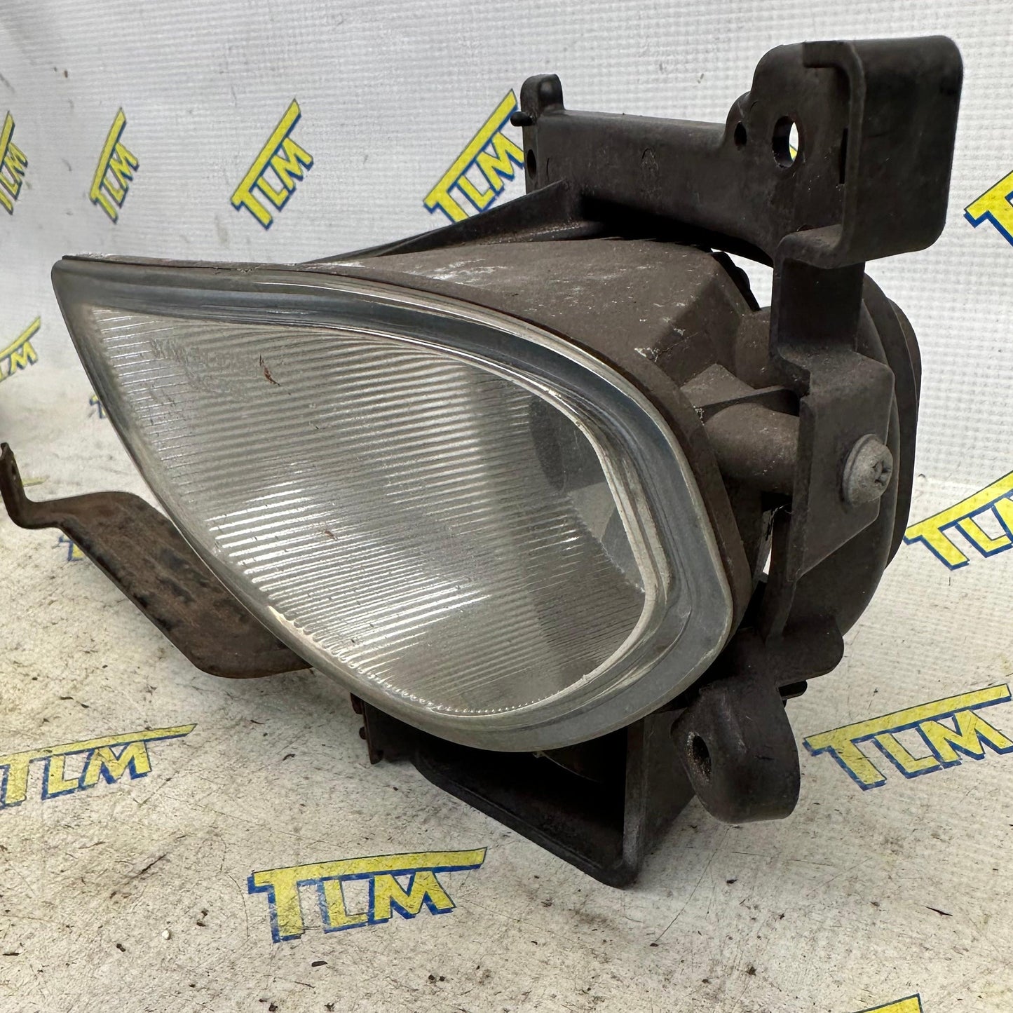 09-11 Acura TL Fog Light w Metal Bracket DRIVER LEFT 2009 2010 2011 10 OEM