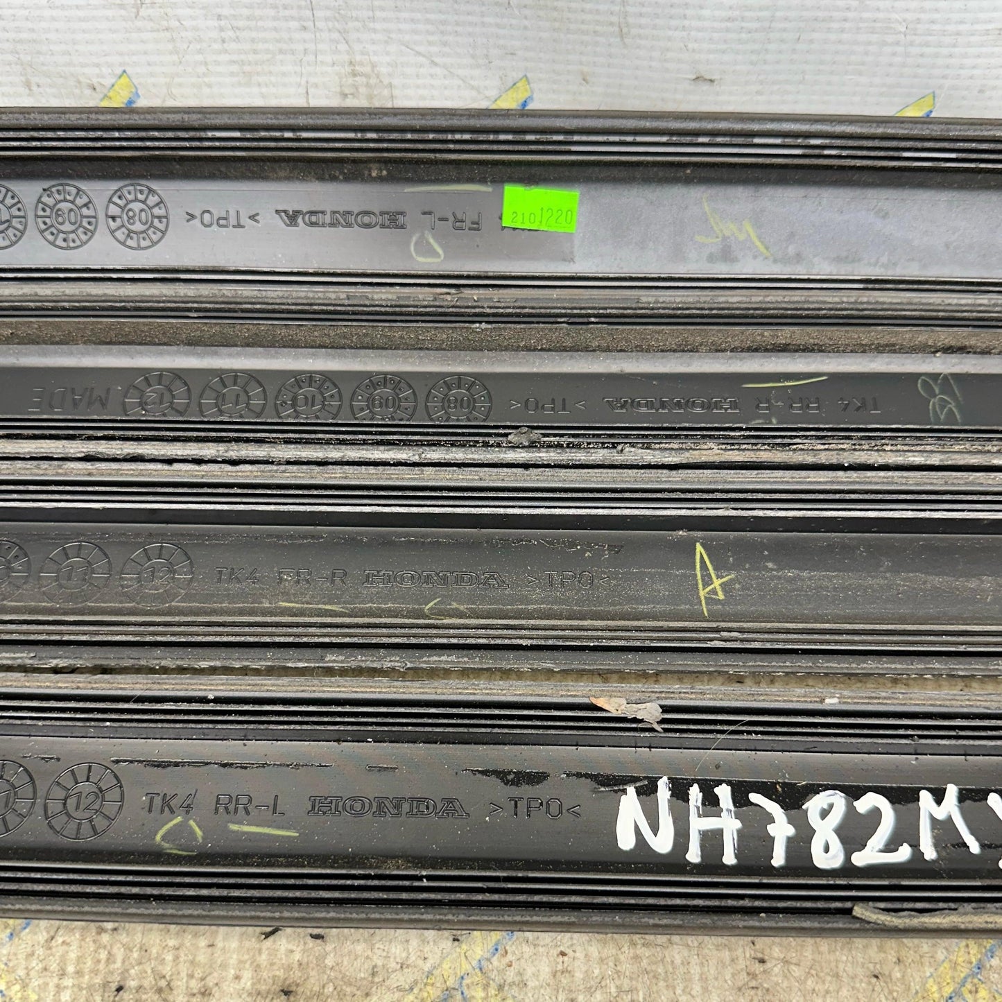 09-14 Acura TL Door Trim Plastic Molding NH782MX 2010 2011 2012 2013 Set OEM
