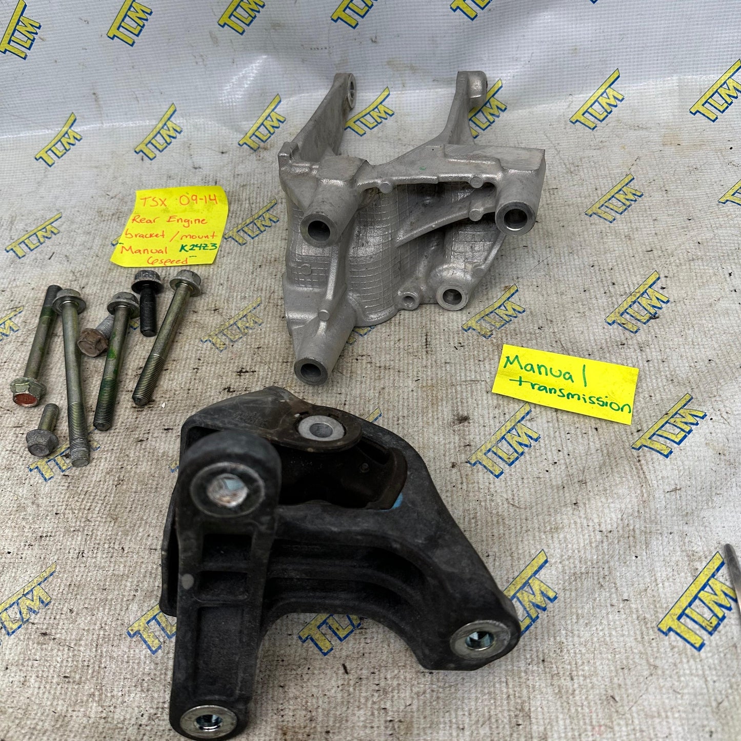 09-14 Acura TSX REAR Engine Mount Bracket *MANUAL* K24Z3 2010 2011 2012 2013 OEM