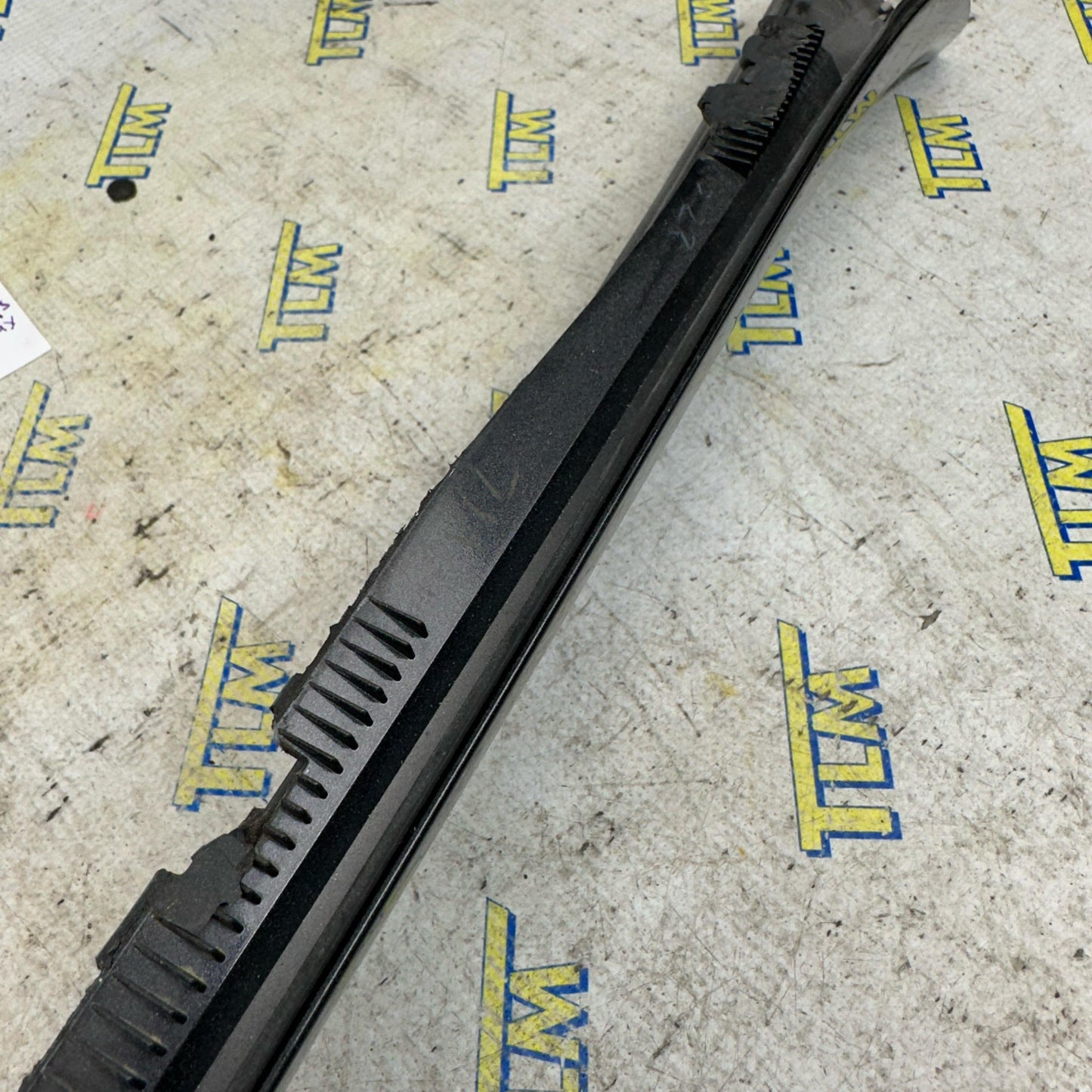 09-14 Acura TSX Windshield Trim Molding DRIVER LEFT 2010 2011 2012 13 *DARK GREY* OEM