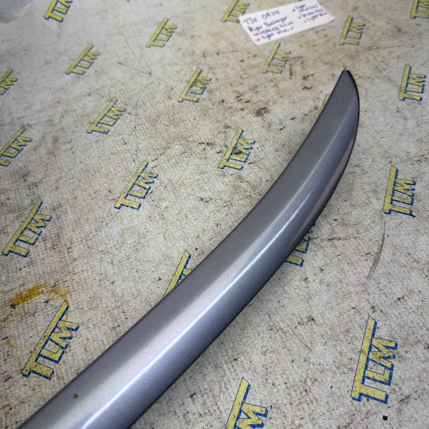 09-14 Acura TSX Windshield Trim PASSENGER RIGHT 2010 2011 2012 2013 *light blue* OEM