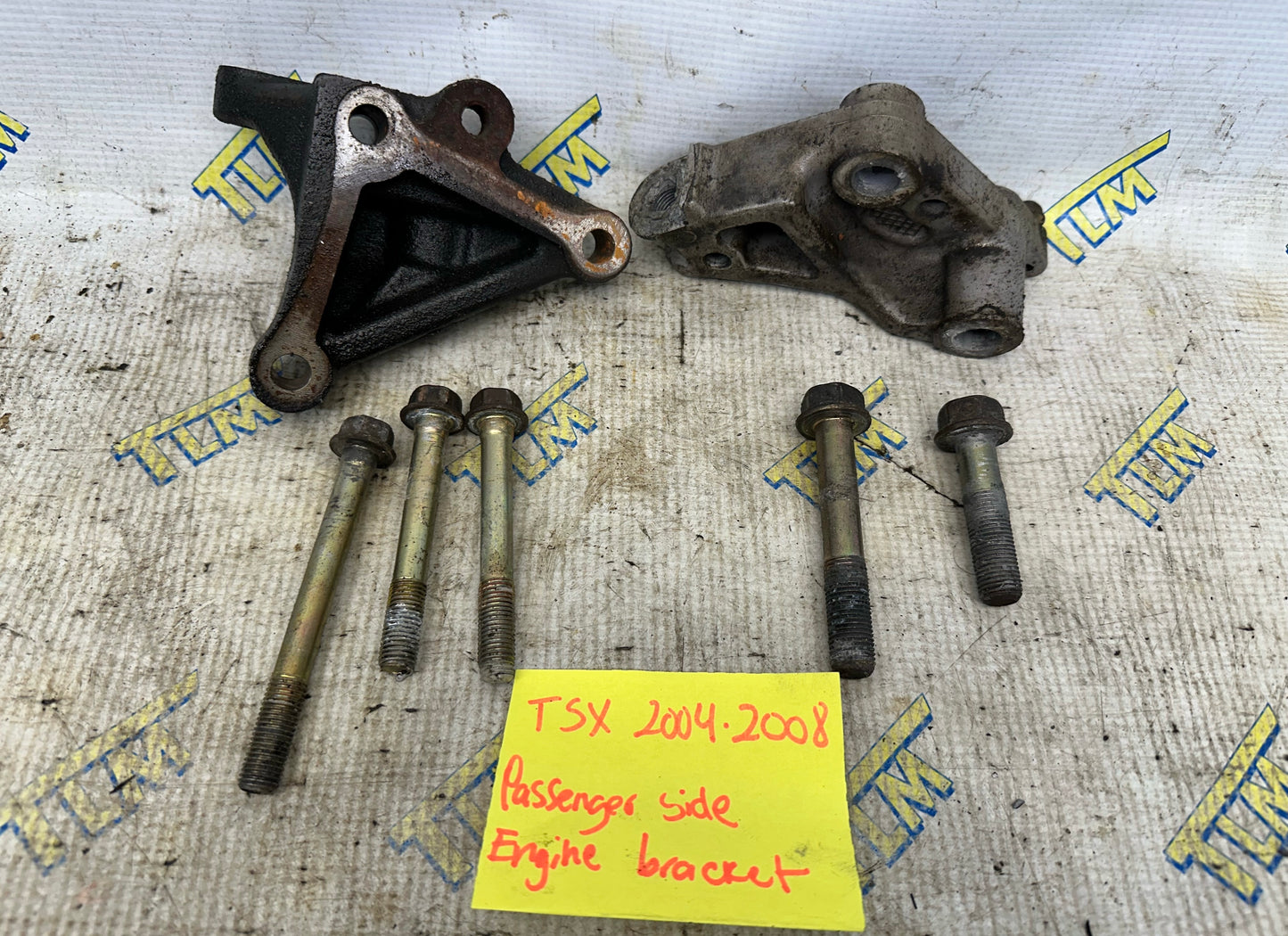 04-08 Acura TSX Engine Bracket Passenger Right Motor Mount with Bolts * 2.4 engine * 05 06 07 OEM