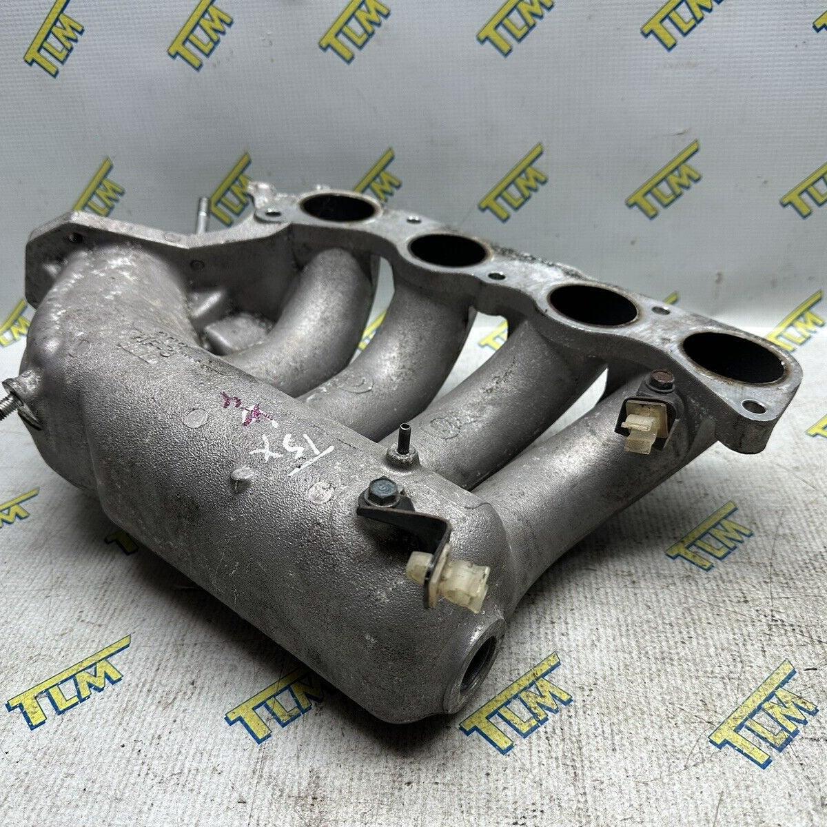04 05 Acura TSX Manifold Upper Intake 2.4 engine 2004 2005 OEM