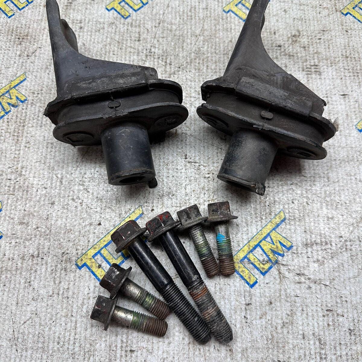 04-08 Acura TL FRONT Subframe Motor Mounts Middle w bolts 2004 05 06 07 2008 OEM