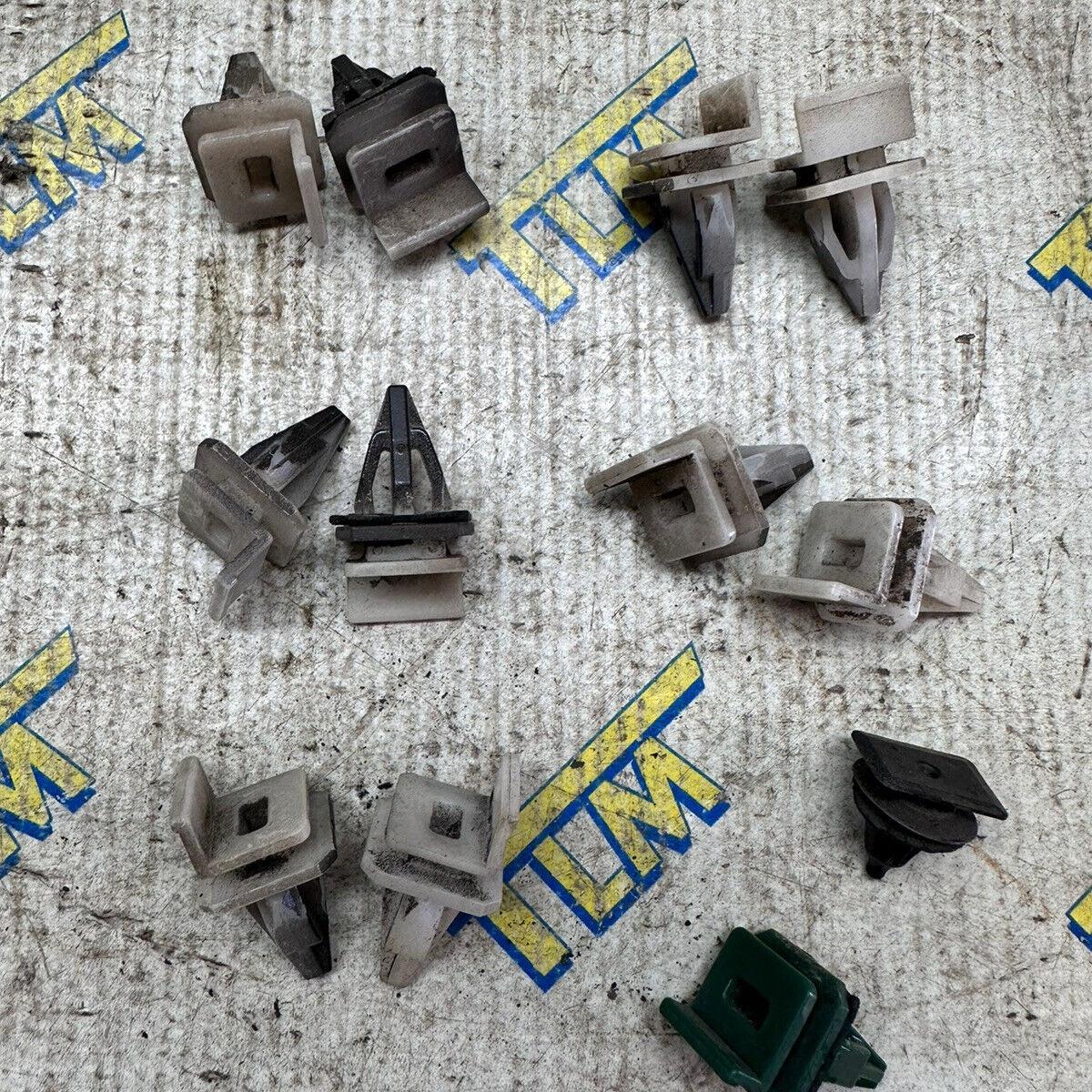 04-08 Acura TSX Clips SIDE SKIRT PLASTIC PANEL 2005 2006 2007 2008 05 06 07 OEM