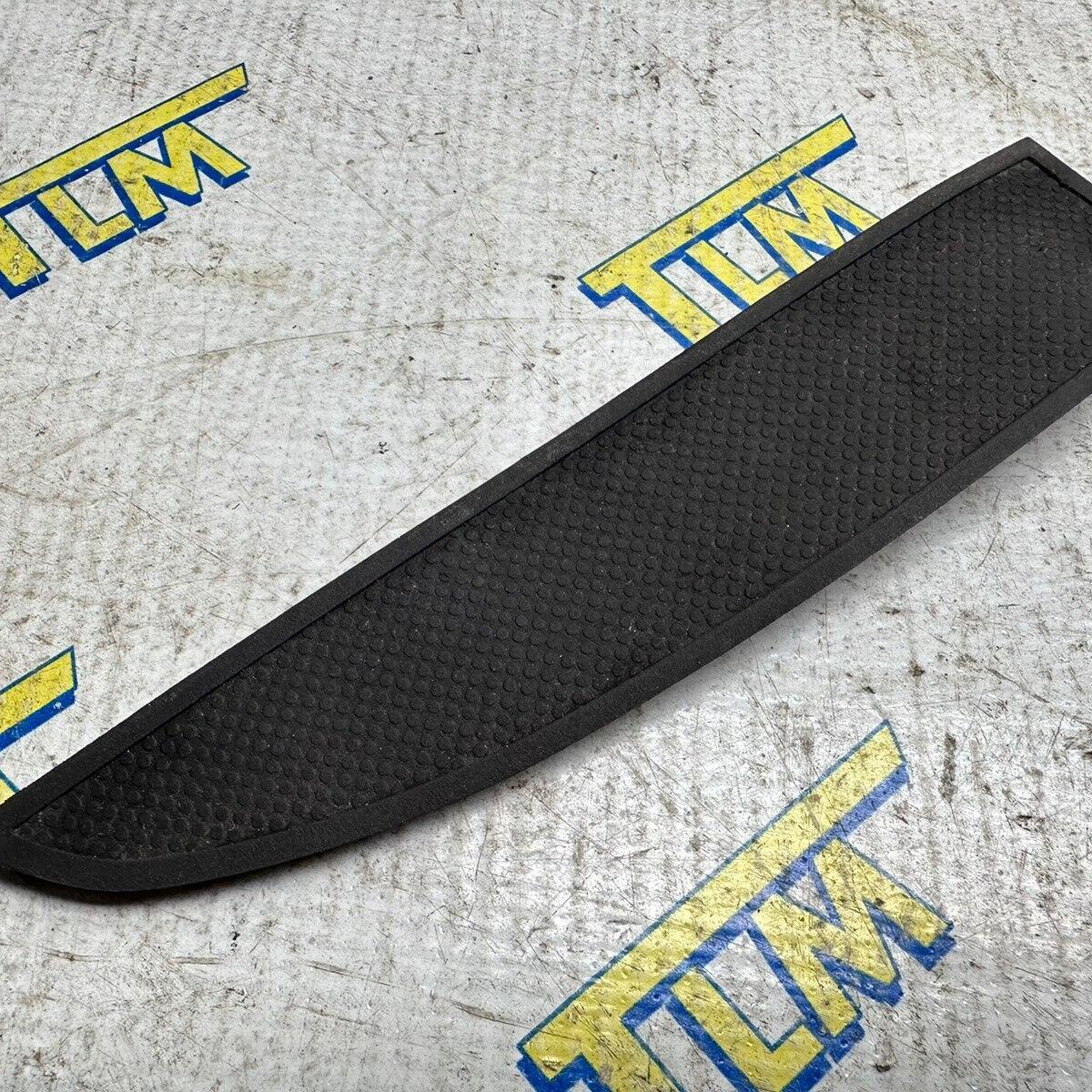 09-14 Acura TL FRONT Door Handle Screw Cover Rubber 2010 2011 2012 2013 2014 OEM