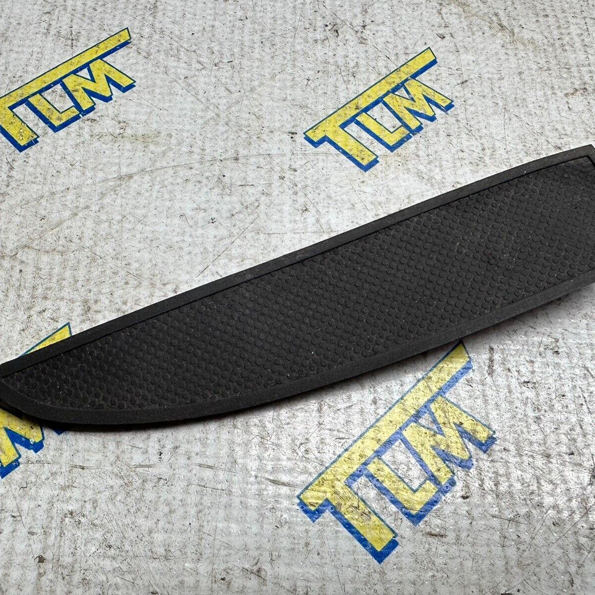 09-14 Acura TL FRONT Door Handle Screw Cover Rubber 2010 2011 2012 2013 2014 OEM