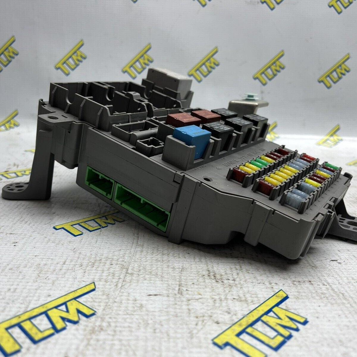 Acura TL 2005 Interior Fuse Box Automatic 05 Under Dash NON navigation OEM