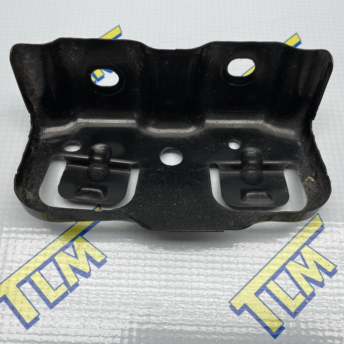 Acura TL Tail Light Bracket Mount RIGHT PASSENGER 04 05 06 07 08 Rear Bumper OEM