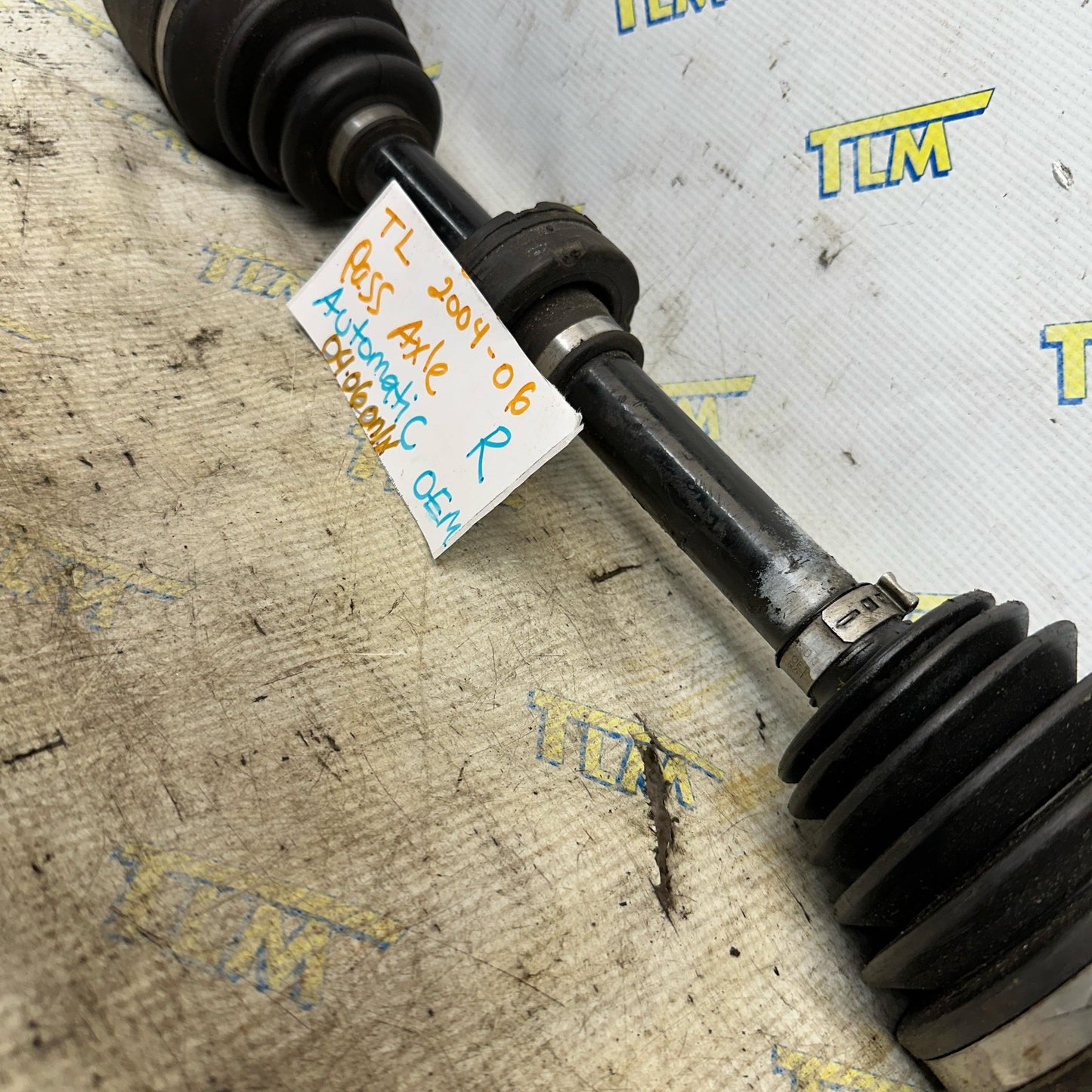 04-06 Acura TL *automatic* Front Axle PASSENGER RIGHT Shaft 2004 2005 2006 OEM