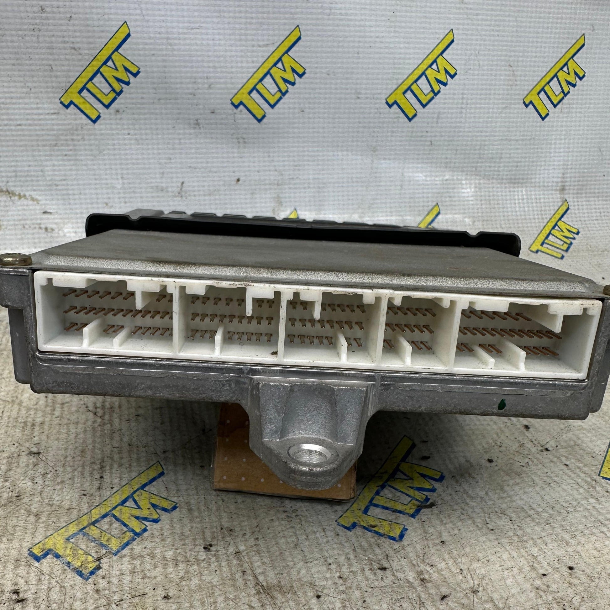 04 Acura TSX ECU ECM Engine Computer Brain 37820-RBB-A54 2004 5 Plug OEM