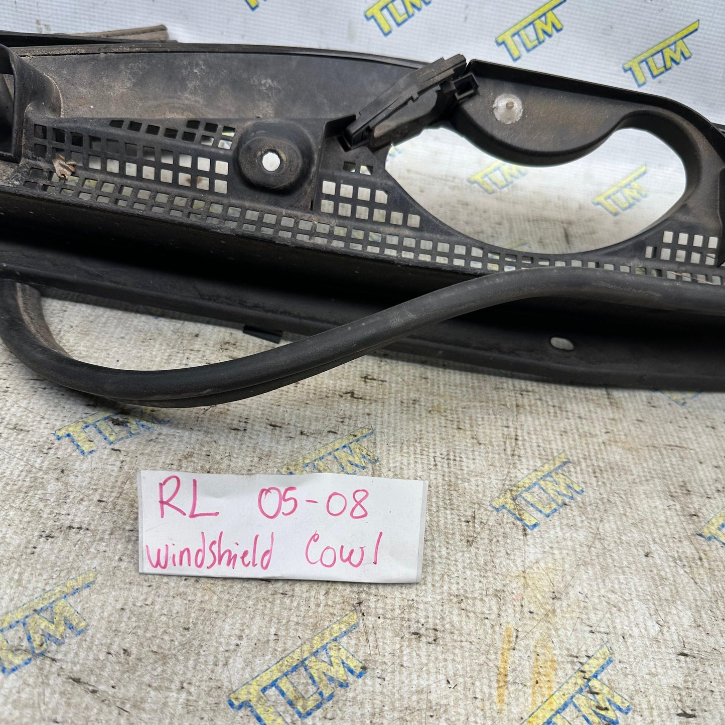 05-08 Acura RL Cowl Vent Windshield Wiper Panel LEFT & RIGHT Panel 05 06 07 OEM