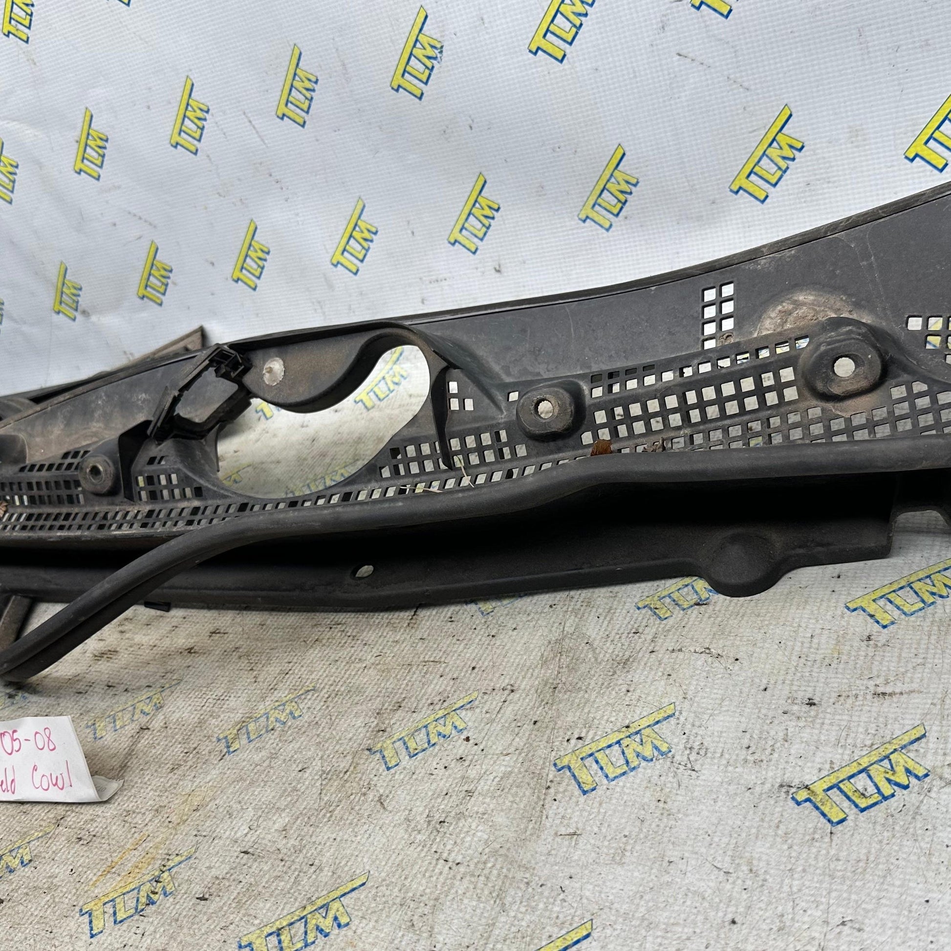 05-08 Acura RL Cowl Vent Windshield Wiper Panel LEFT & RIGHT Panel 05 06 07 OEM