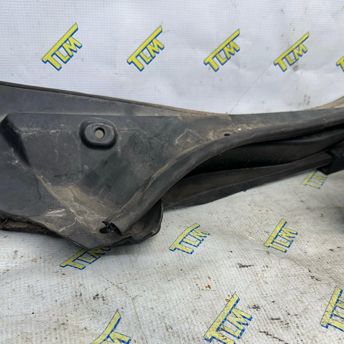 05-08 Acura RL Cowl Vent Windshield Wiper Panel LEFT & RIGHT Panel 05 06 07 OEM