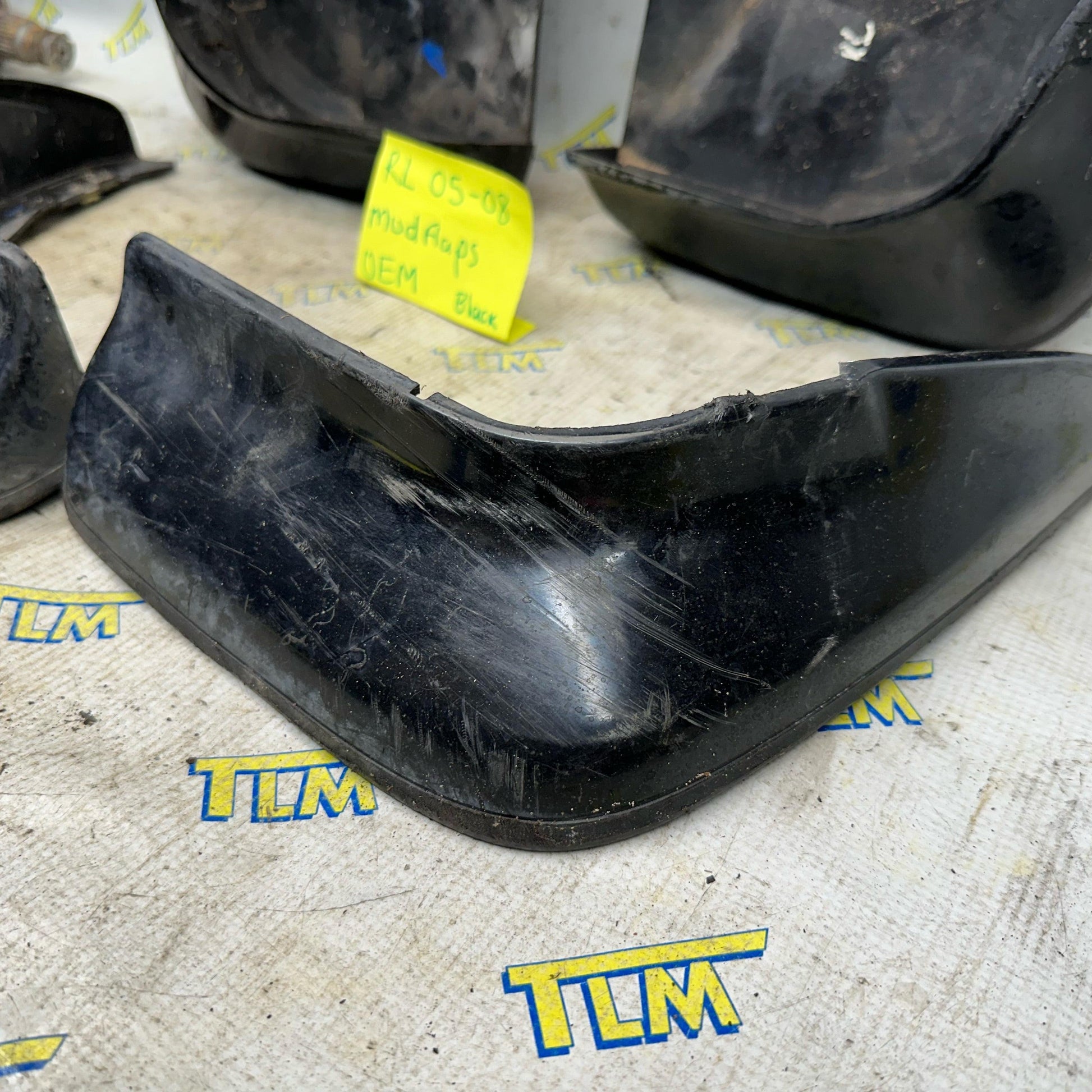 05-08 Acura RL Mud Flaps FRONT & REAR Set Driver / Passenger 05 06 07 08 OEM