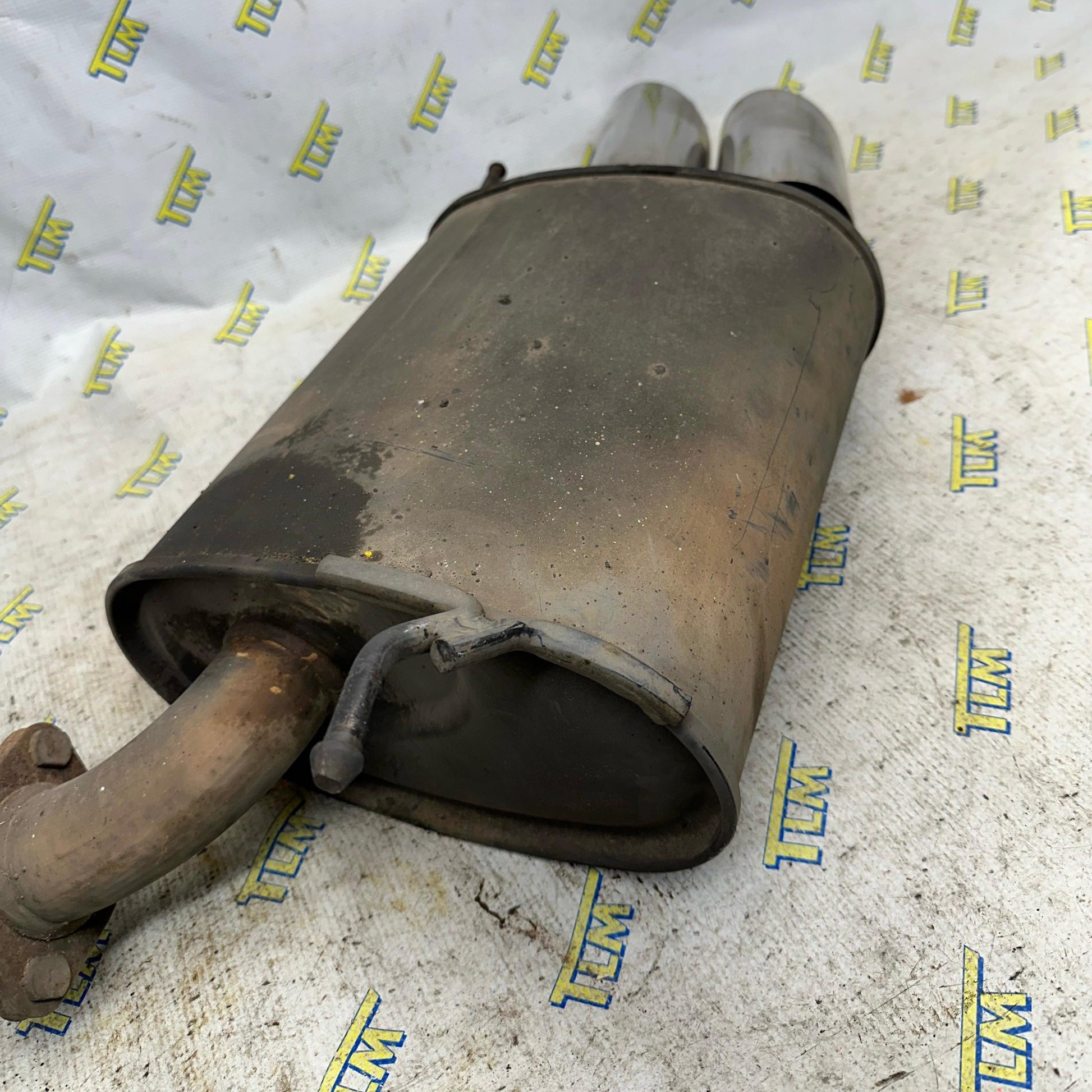 07 08 Acura TL TYPE S Exhaust Muffler DRIVER left 2007 2008 OEM