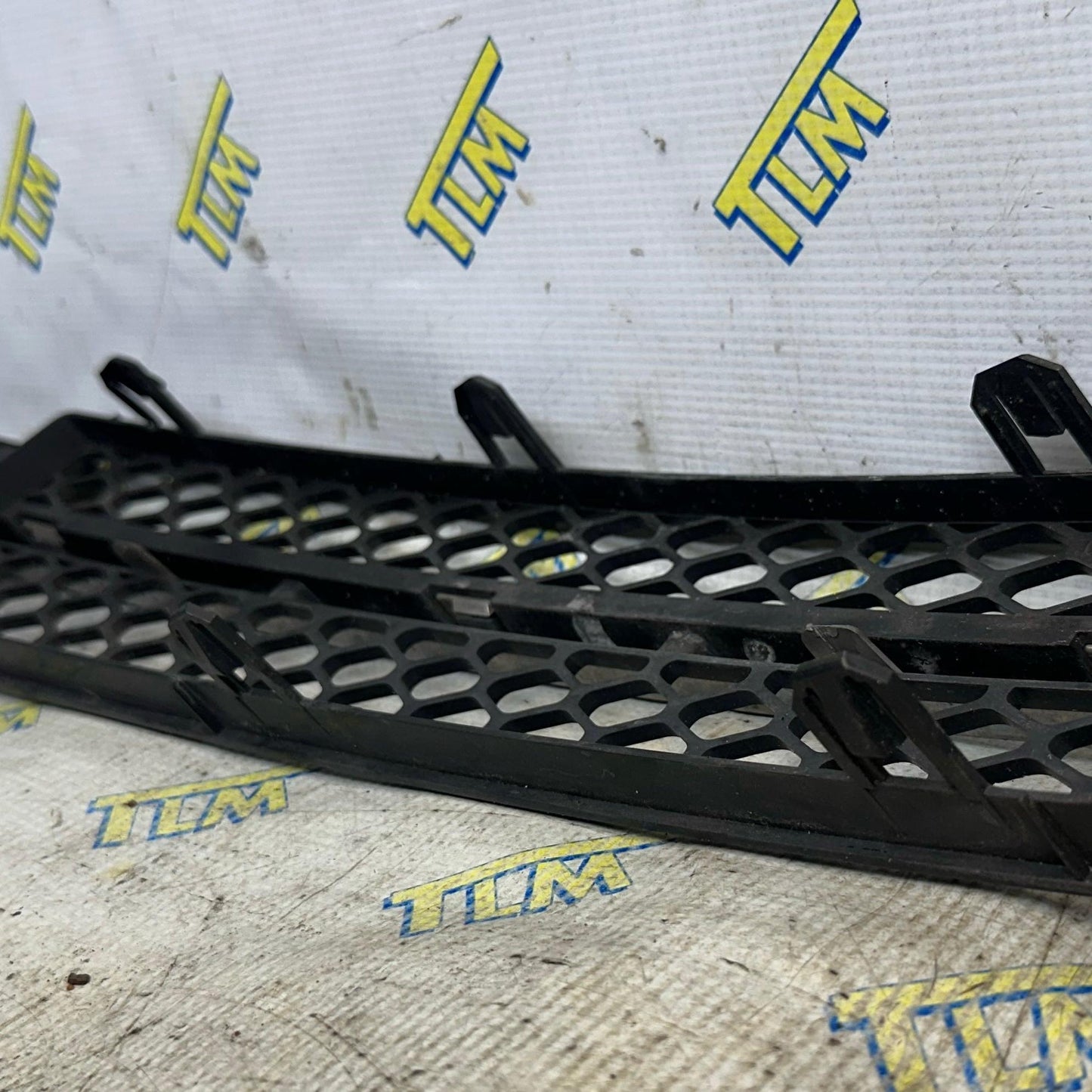 07 08 Acura TL *TYPE S* Front Fog Grille Trim *broken tabs* Cover LEFT DRIVER OEM