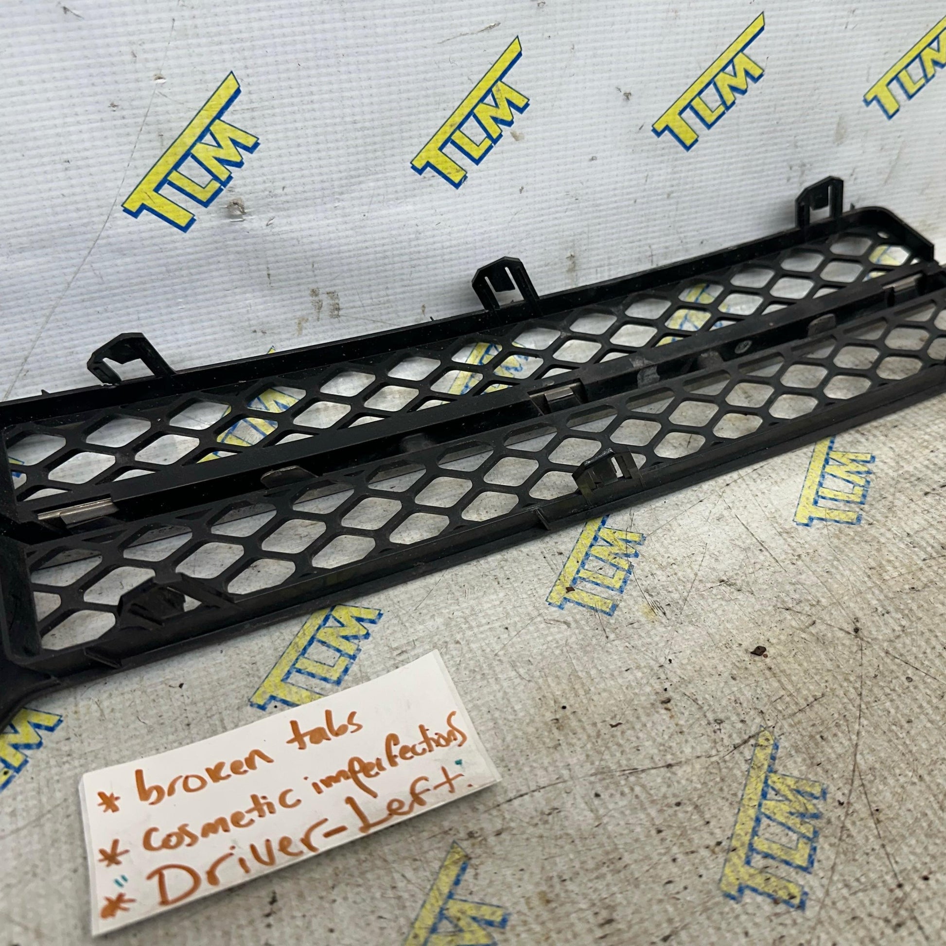 07 08 Acura TL *TYPE S* Front Fog Grille Trim *broken tabs* Cover LEFT DRIVER OEM