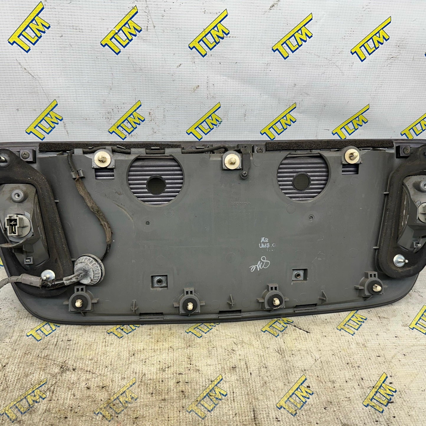07 08 Acura TL *TYPE S* REAR License Plate Holder Bracket 2007 2008 OEM