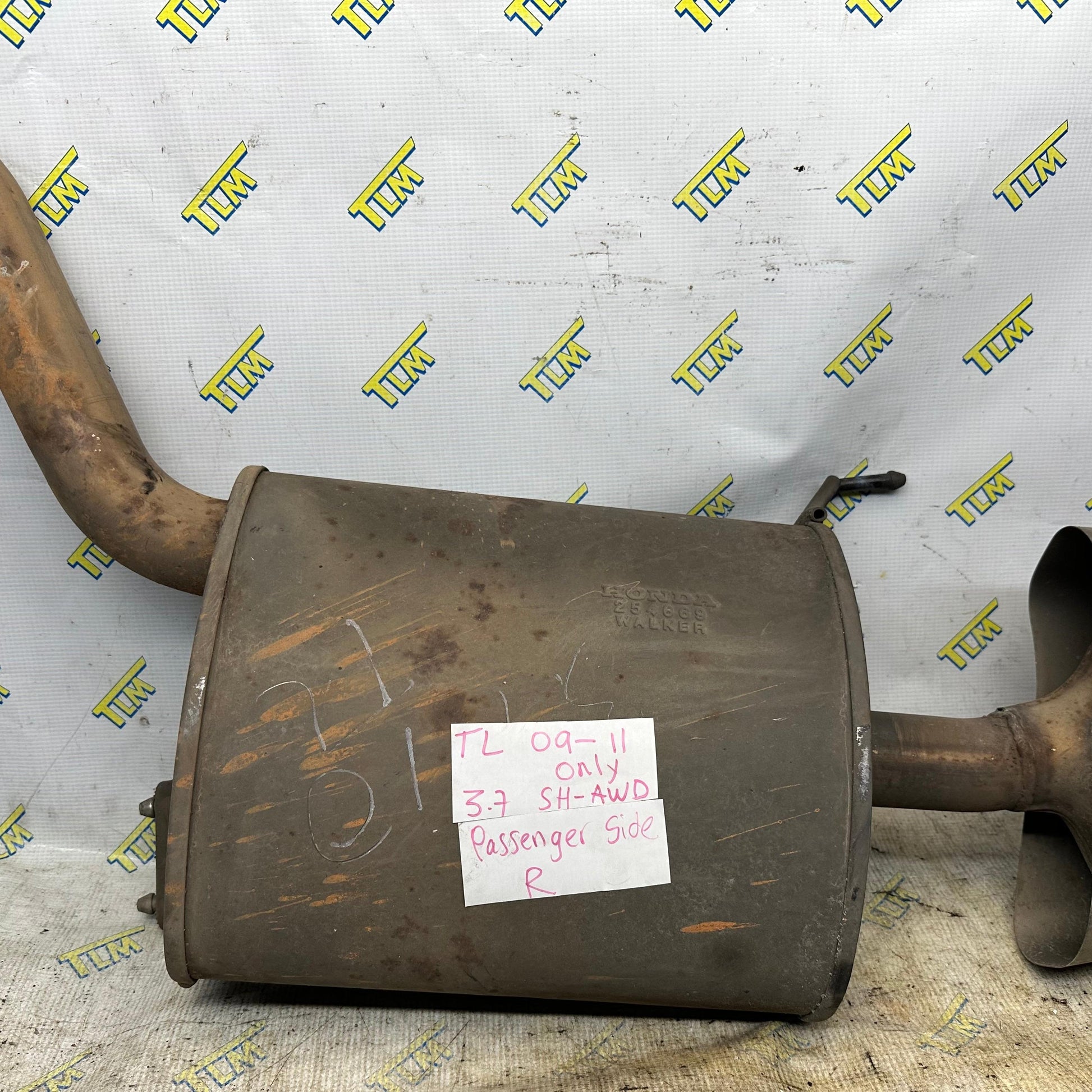09-11 Acura TL 3.7 Exhaust Muffler SHAWD PASSENGER RIGHT 2009 2010 2011 OEM