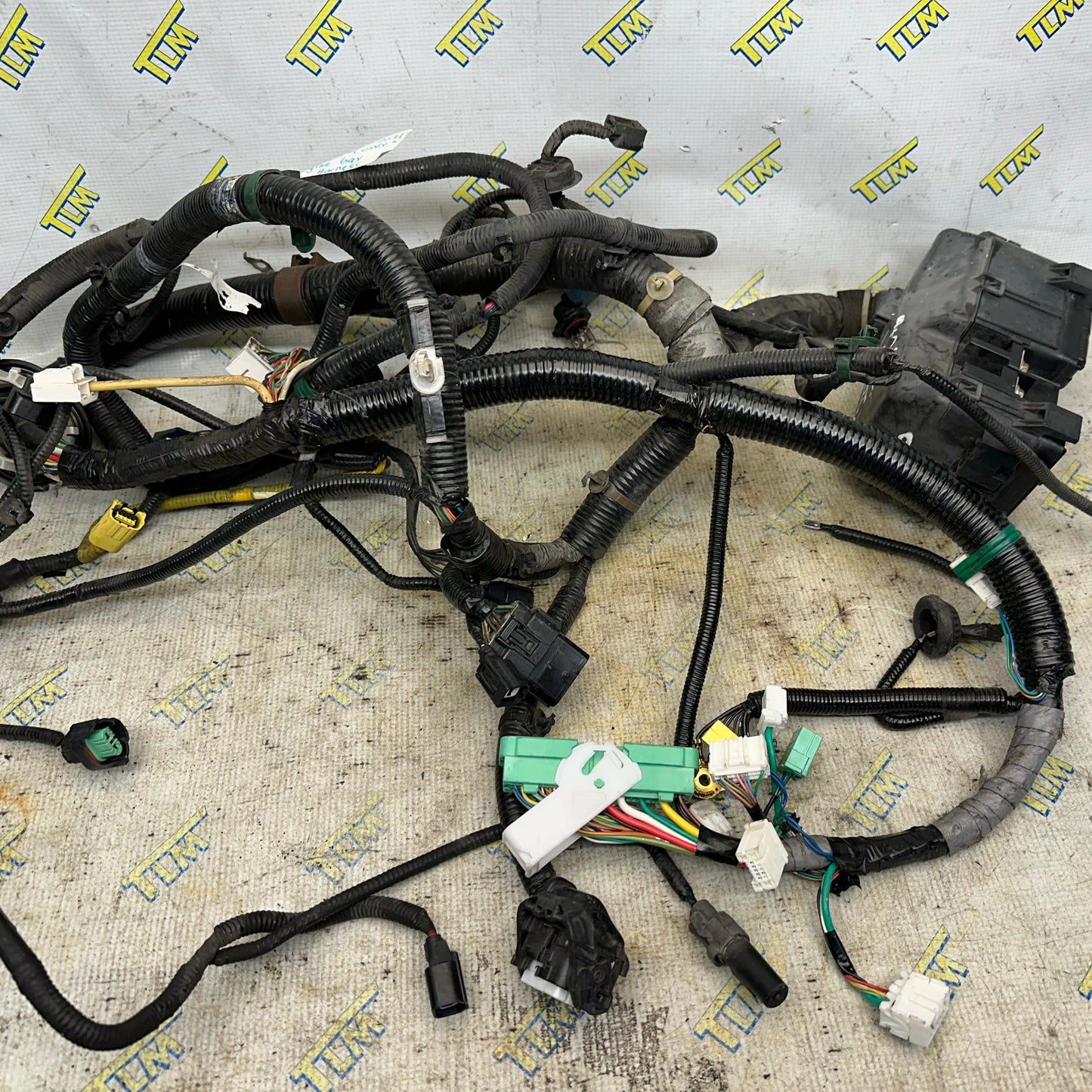 09-11 Acura TSX Fuse Box Engine Bay 32120-TL2 Wire Harness AUTOMATIC 2010 OEM