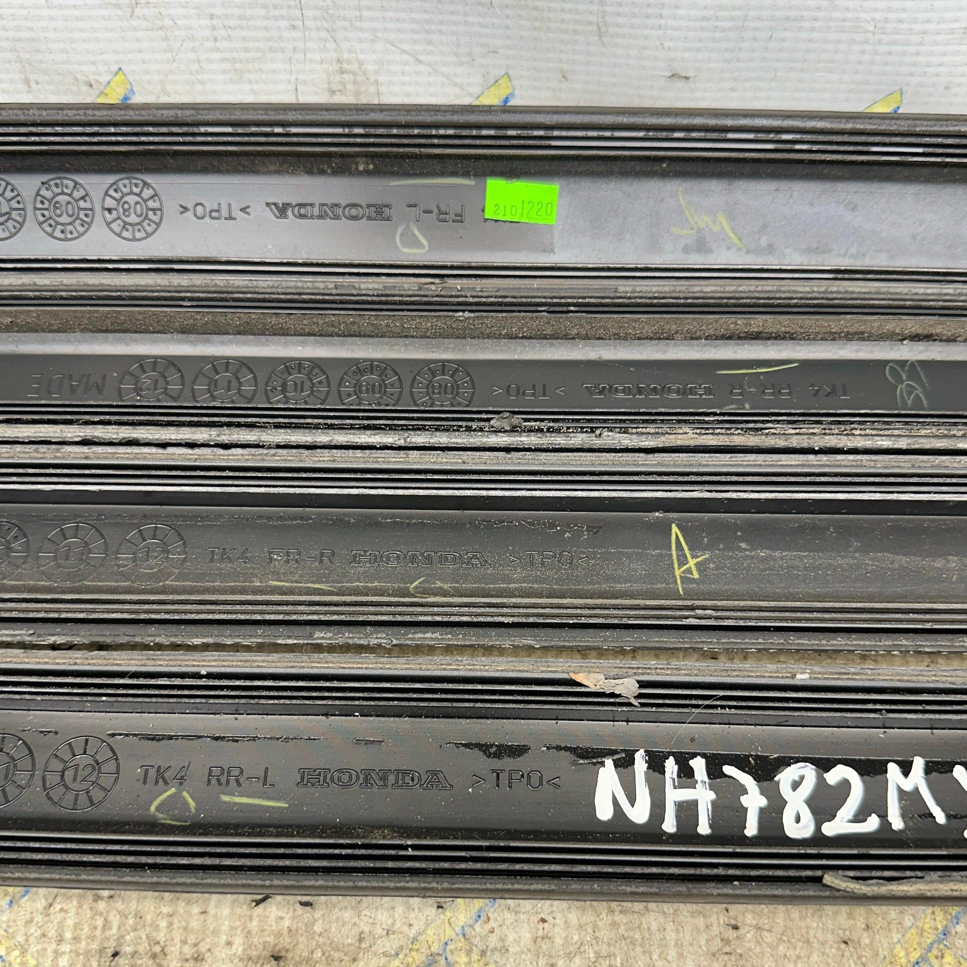 09-14 Acura TL Door Trim Plastic Molding NH782MX 2010 2011 2012 2013 Set OEM