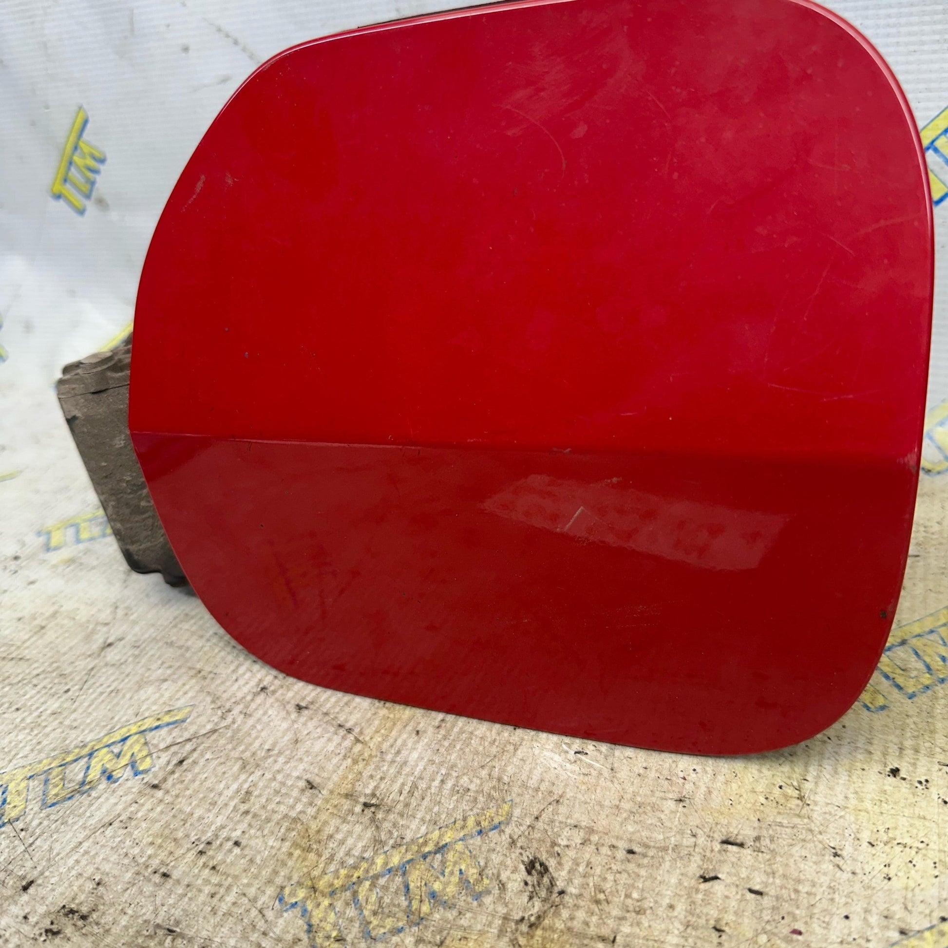 09-14 Acura TSX Fuel Gas Cap Cover Lid with Housing 2010 2011 2012 2013 Red OEM