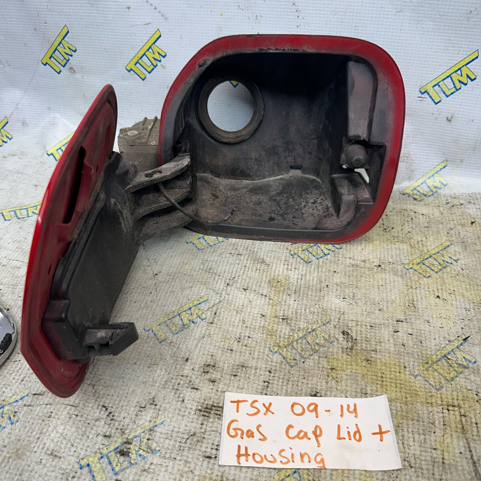 09-14 Acura TSX Fuel Gas Cap Cover Lid with Housing 2010 2011 2012 2013 Red OEM