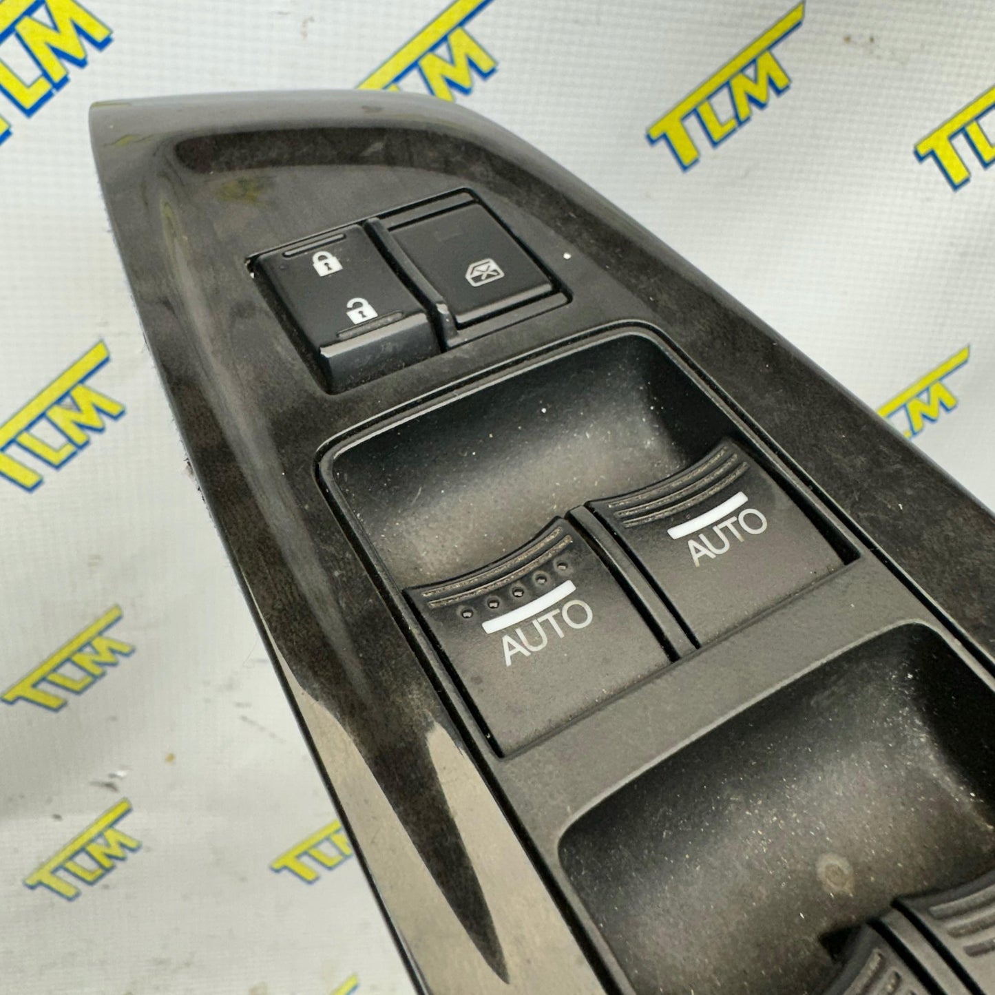 09-14 Acura TSX *SPECIAL EDITION* FRONT DRIVER LEFT Trim Window Button 10 11 12 13 OEM