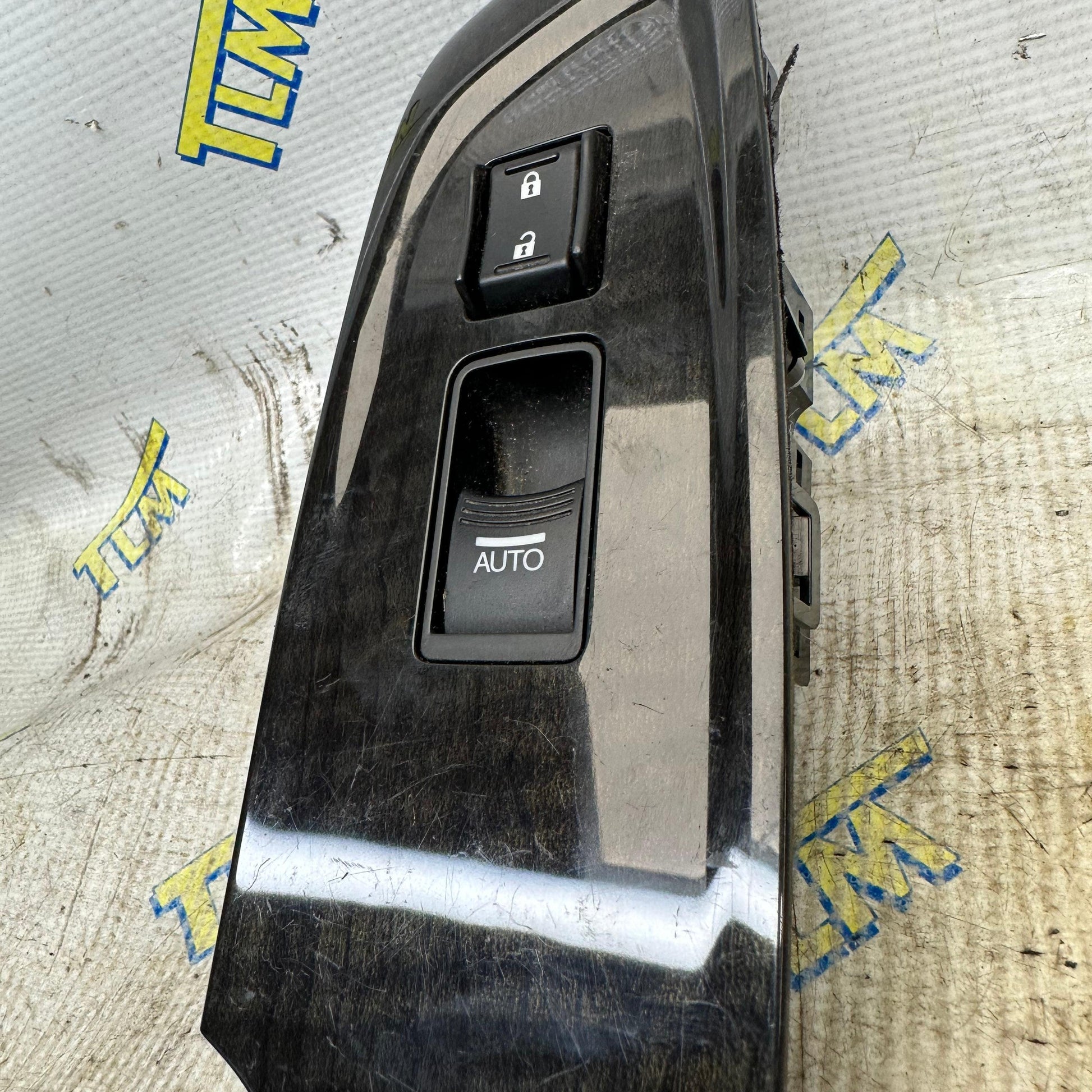 09-14 Acura TSX *SPECIAL EDITION* FRONT PASSENGER RIGHT Window Button Trim 10 11 12 13 OEM