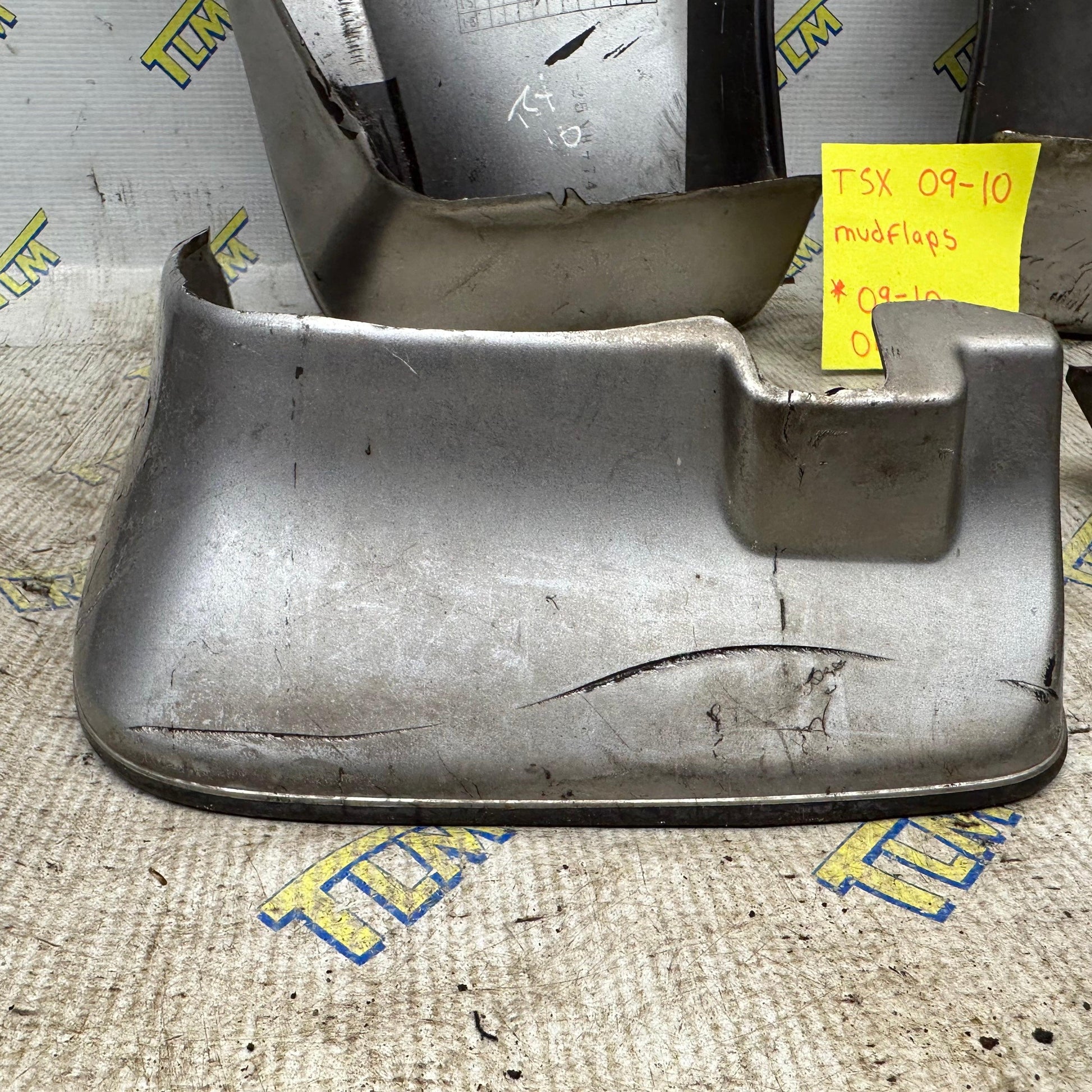 09 2010 Acura TSX Mud Flaps FRONT & REAR Set Driver / Passenger 2009 10 OEM