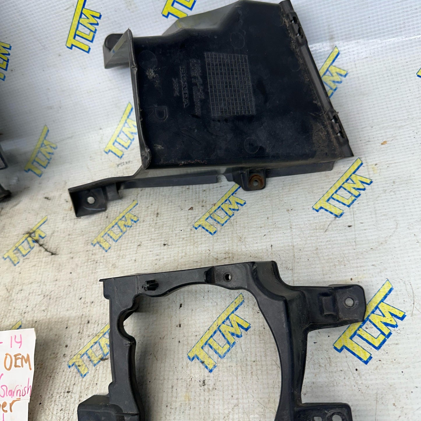 11-14 Acura TSX Front Fog Grille Trim PASSENGER RIGHT 2011 2012 2013 2014 OEM