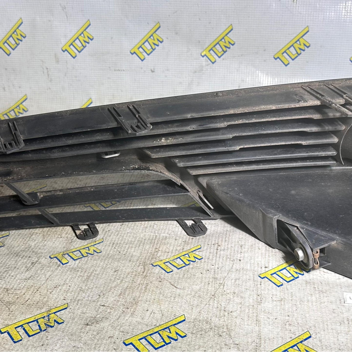 12-14 Acura TL Front Fog Grille Trim Cover Bezel DRIVER LEFT 2012 2013 2014 OEM