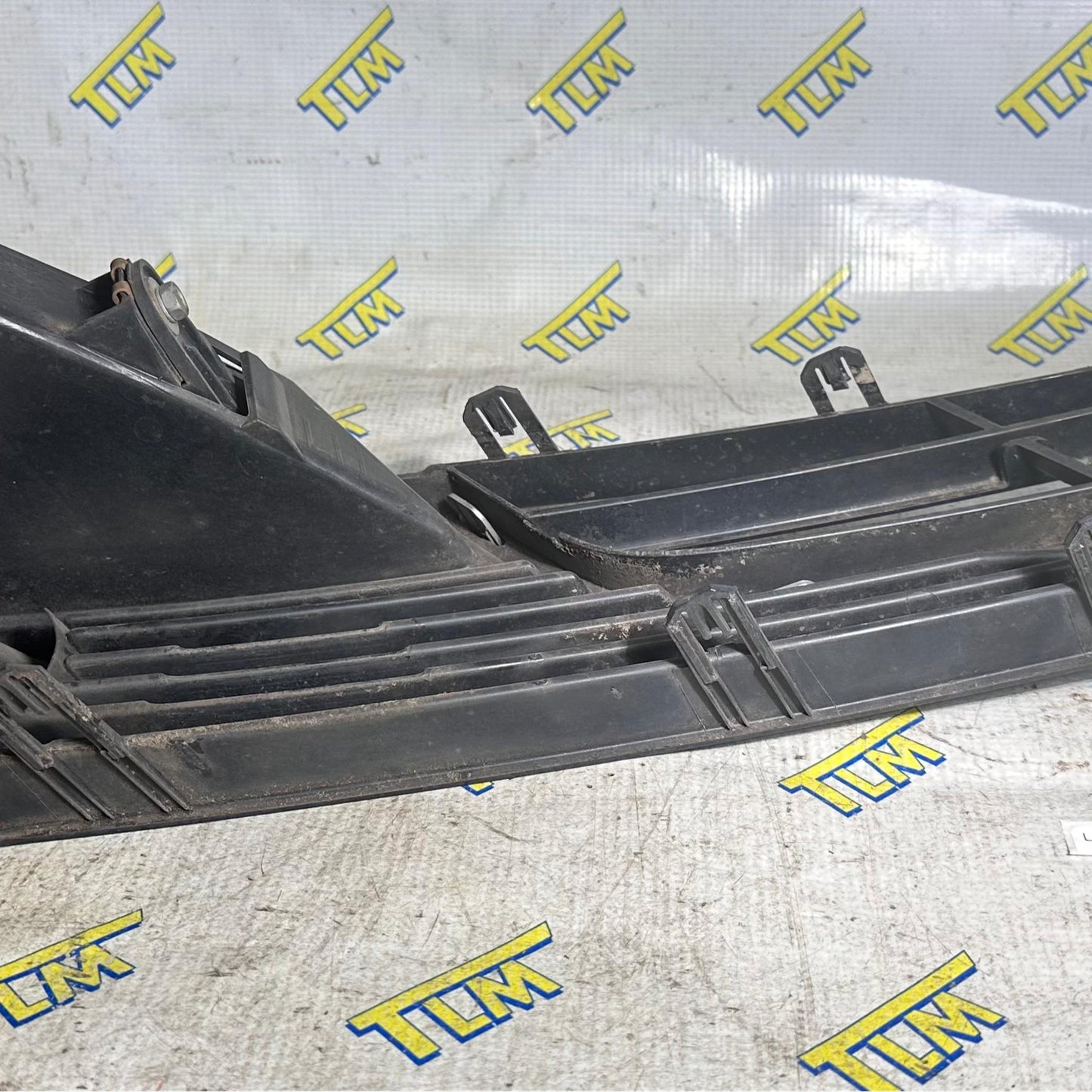 12-14 Acura TL Front Fog Grille Trim Cover Bezel DRIVER LEFT 2012 2013 2014 OEM