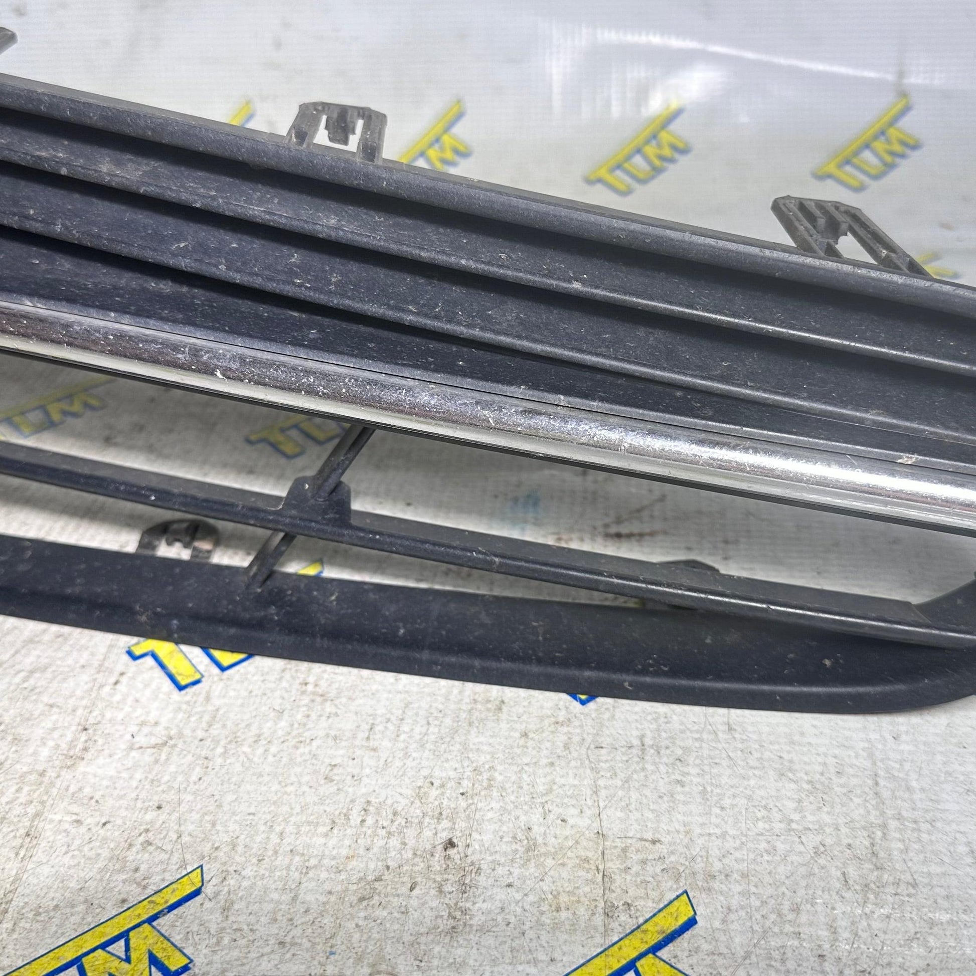 12-14 Acura TL Front Fog Grille Trim Cover Bezel DRIVER LEFT 2012 2013 2014 OEM