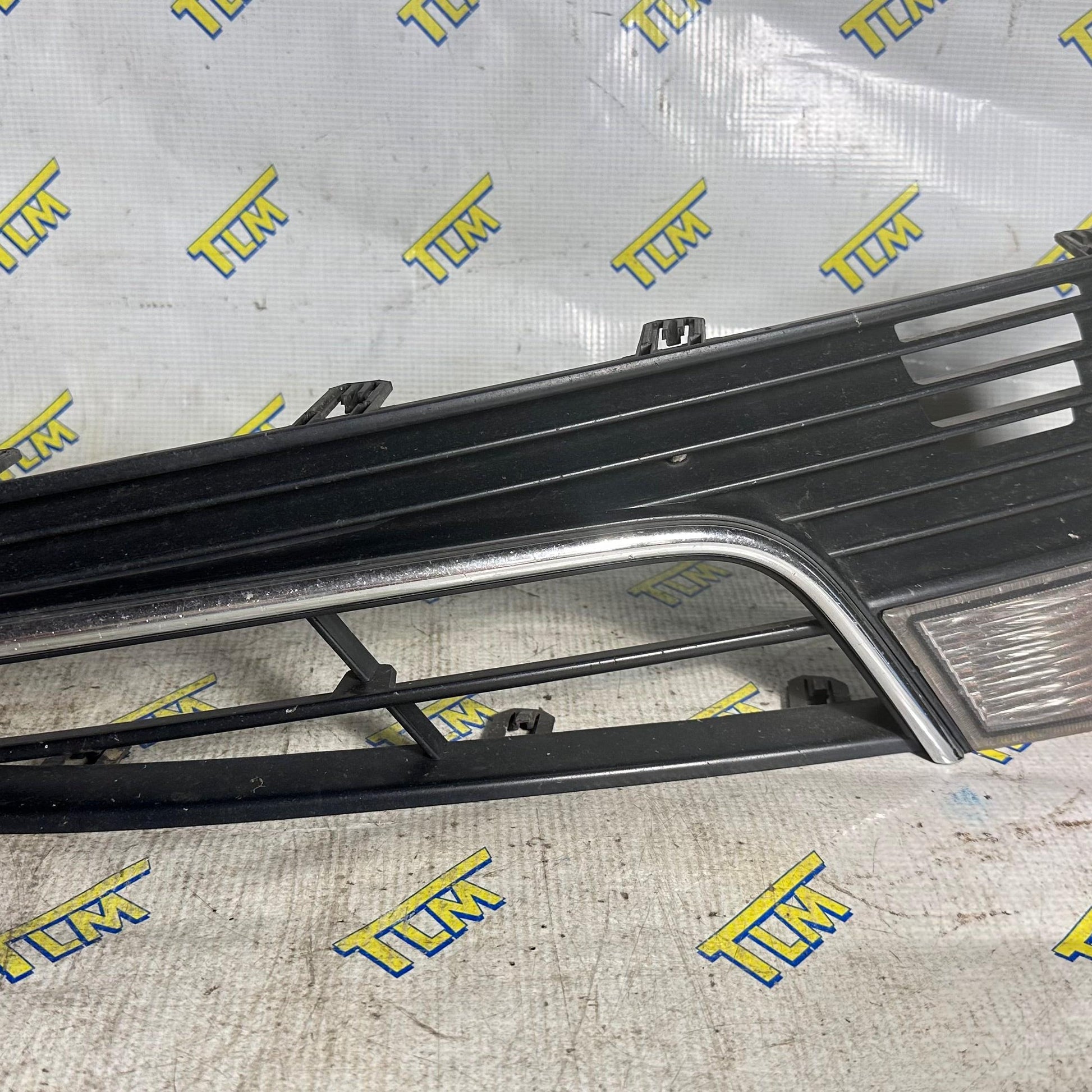 12-14 Acura TL Front Fog Grille Trim Cover Bezel PASSENGER RIGHT 2013 2014 OEM