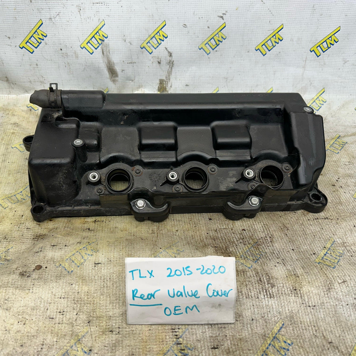 15-20 Acura TLX Rear Valve Cover 3.5 engine 2015 2016 2017 2018 2019 2020 OEM