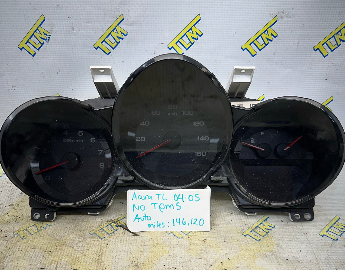 04 05 Acura TL Speedometer Odometer Cluster 146k miles AUTOMATIC no TPMS OEM