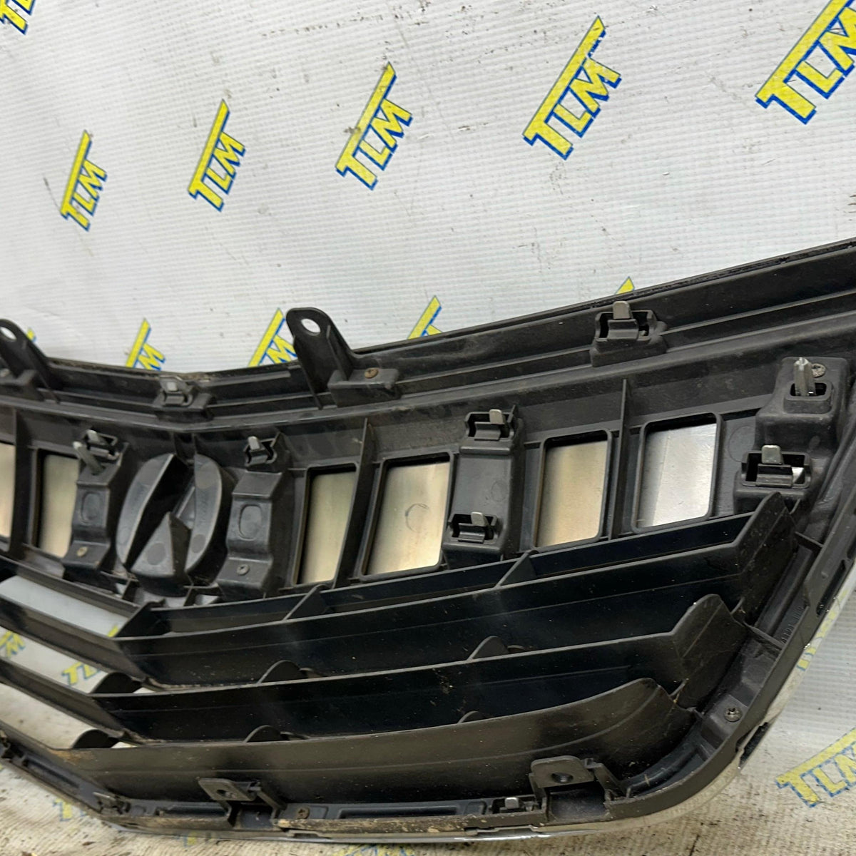2011-2014 *ONLY* Acura TSX Grill Front Bumper Center Upper Grille 2012 2013 OEM