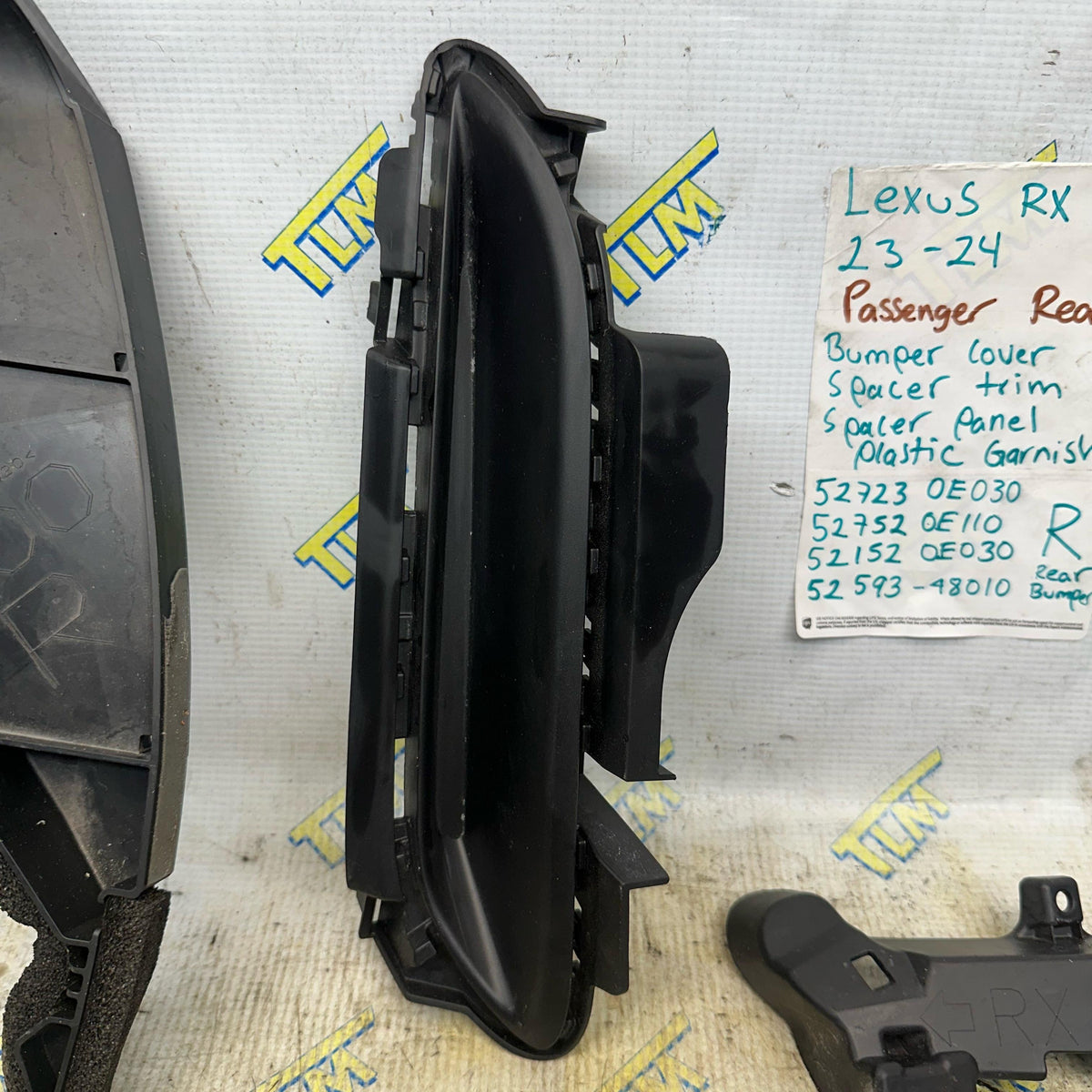 23-24 Lexus RX 350 Bumper Cover Spacer Trim Plastic 52723 52752 52152 52593 OEM