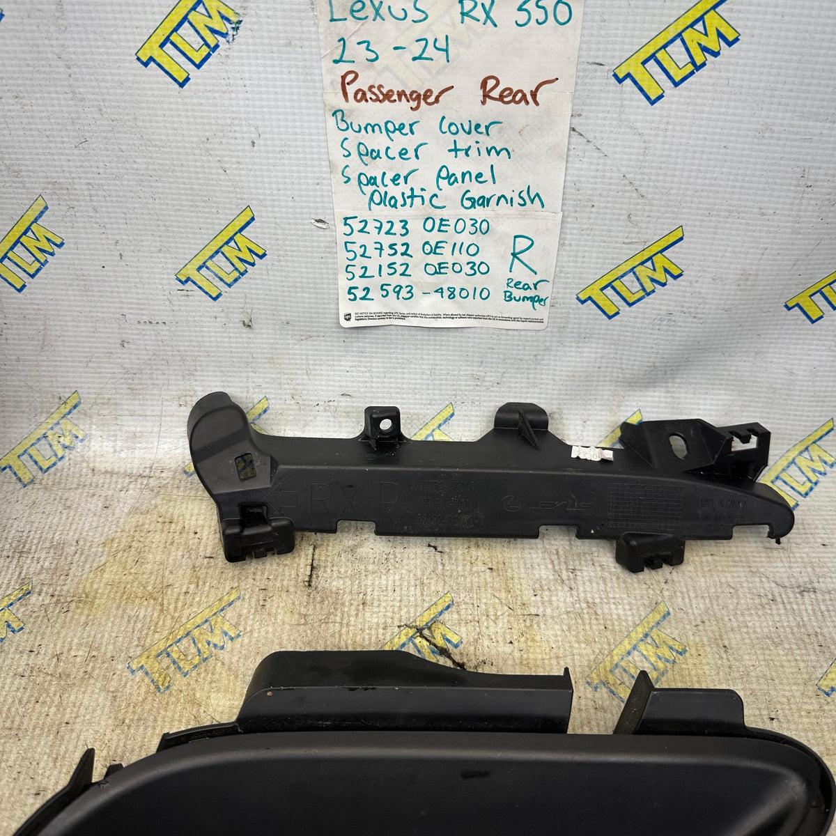 23-24 Lexus RX 350 Bumper Cover Spacer Trim Plastic 52723 52752 52152 52593 OEM