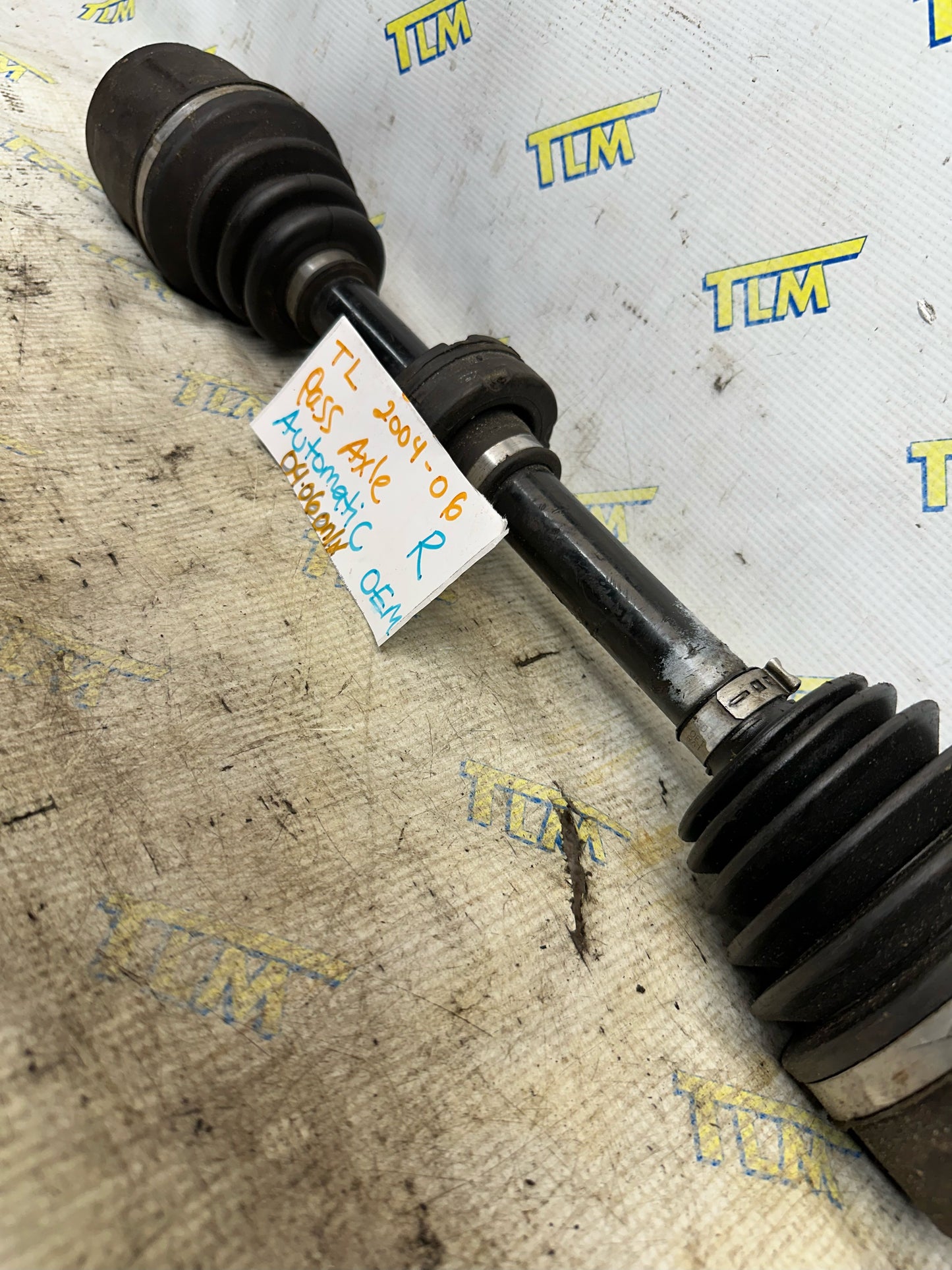 04-06 Acura TL *automatic* Front Axle PASSENGER RIGHT Shaft 2004 2005 2006 OEM