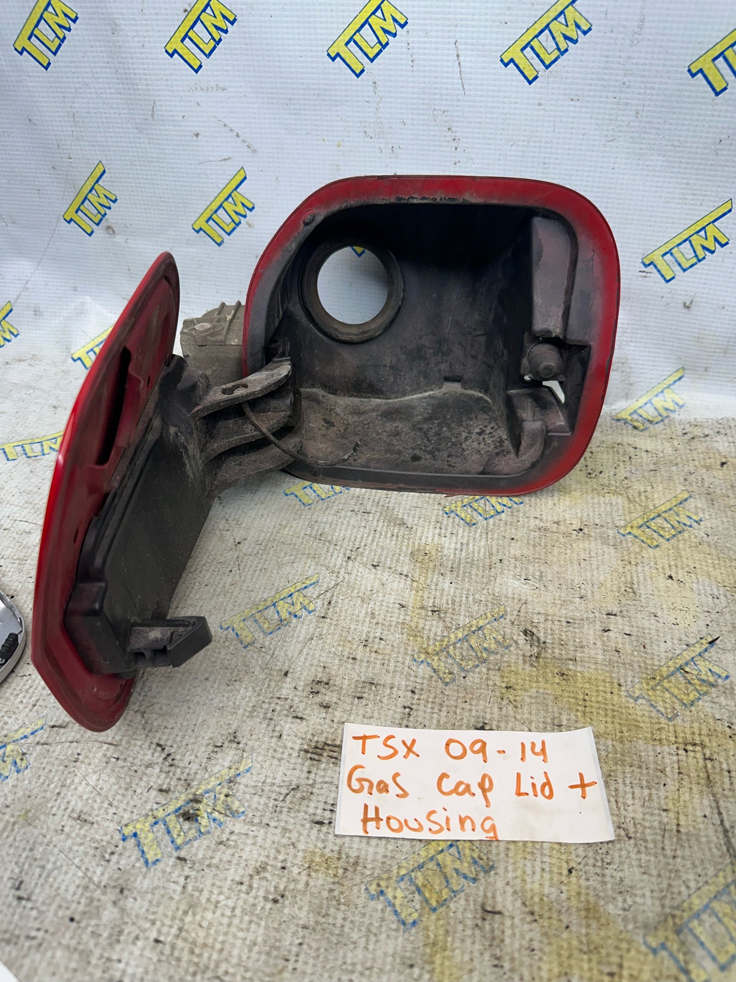 09-14 Acura TSX Fuel Gas Cap Cover Lid with Housing 2010 2011 2012 2013 Red OEM