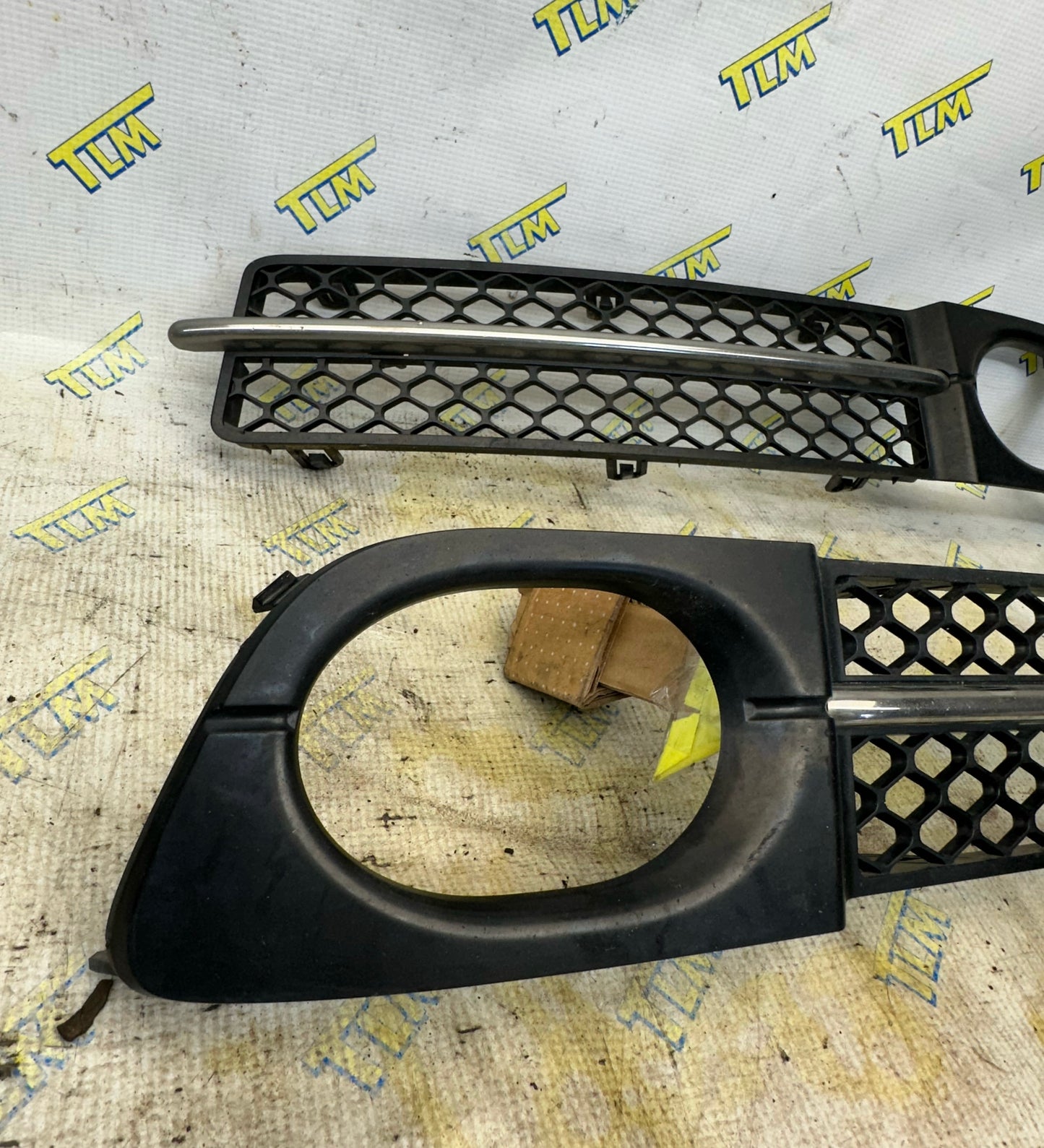 07 08 Acura TL *TYPE S* Front Fog Grille Trim Cover Bezel DRIVER & PASSENGER OEM