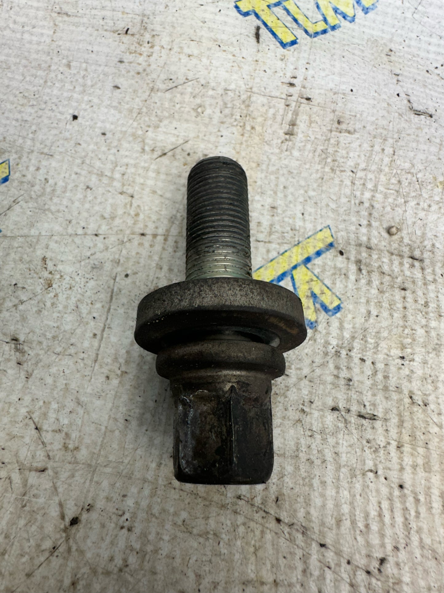 04-08 Acura TL Harmonic Balancer Bolt J32 J35 3.2 3.5 Engine 05 06 07 OEM