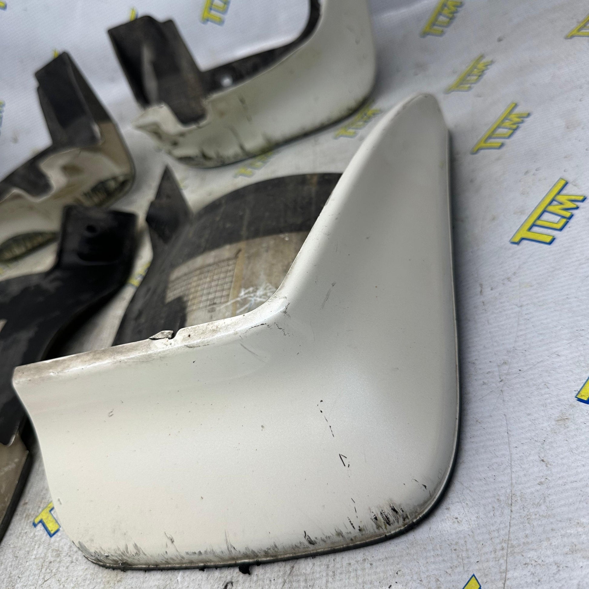 Acura TSX Mud Flap Set *wagon* White *damages* 2011 2012 2013 2014 OEM