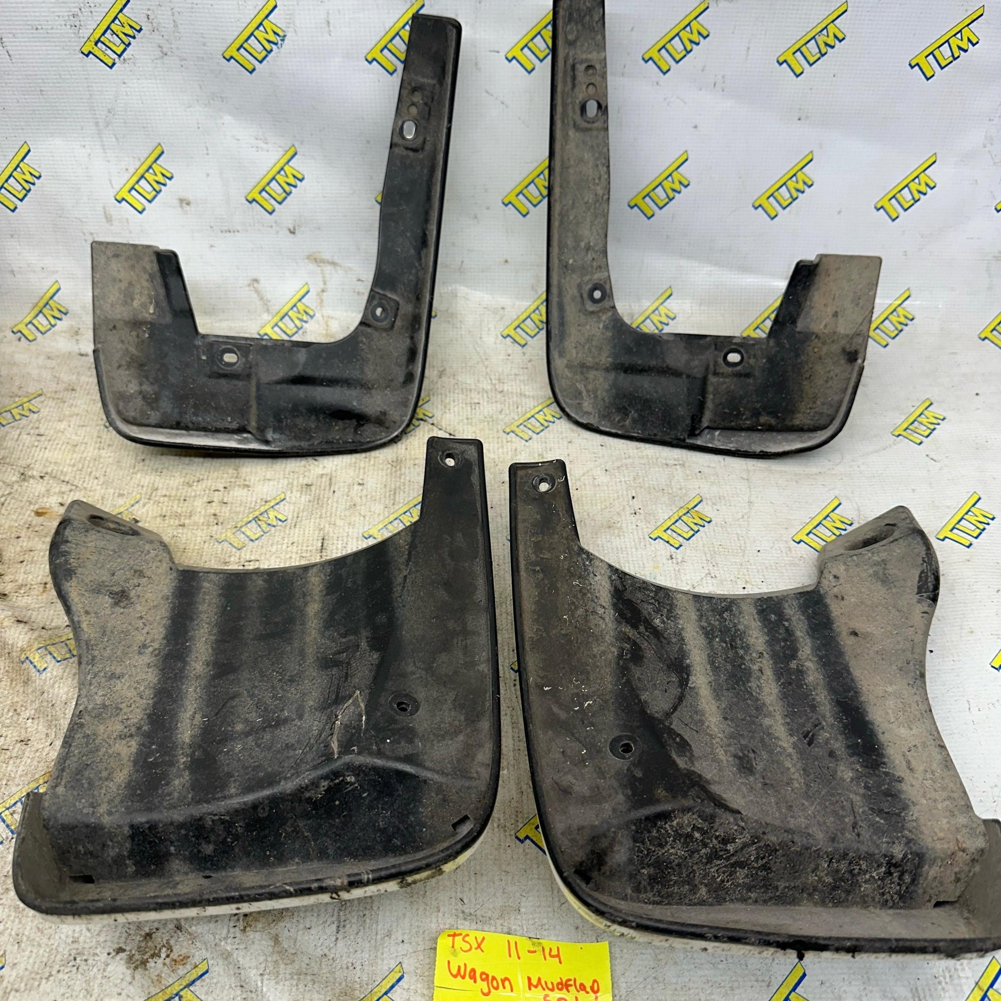 Acura TSX Mud Flap Set *wagon* White *damages* 2011 2012 2013 2014 OEM